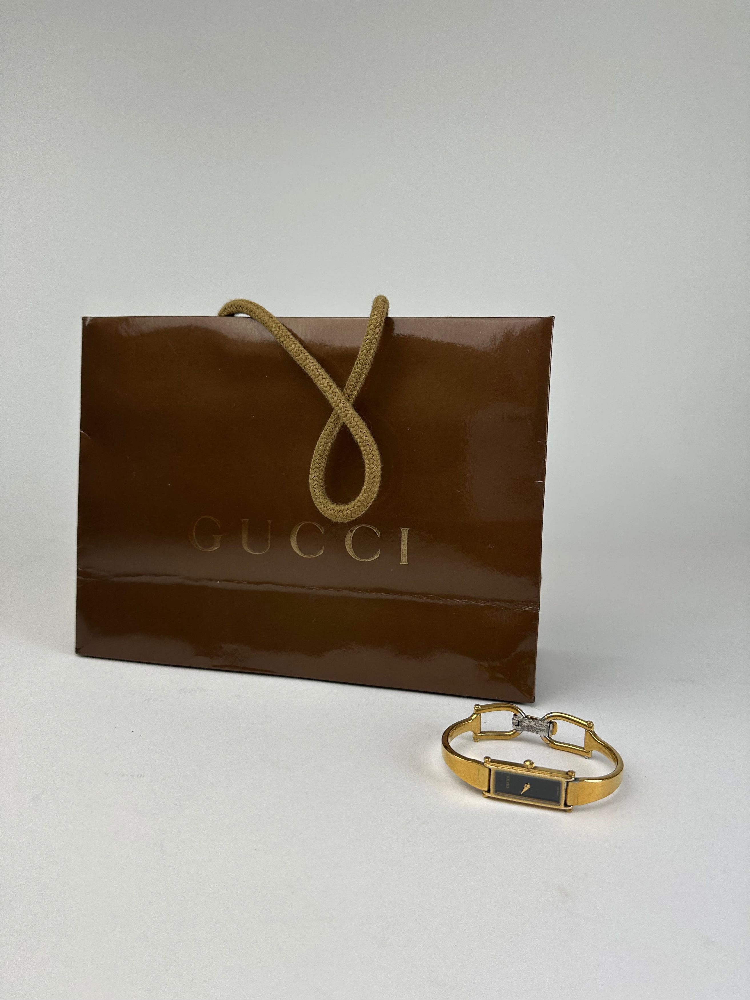 Gucci Vintage Gold-Tone Bangle Ladies Watch Model 1500L Size ONE SIZE - 5 Thumbnail