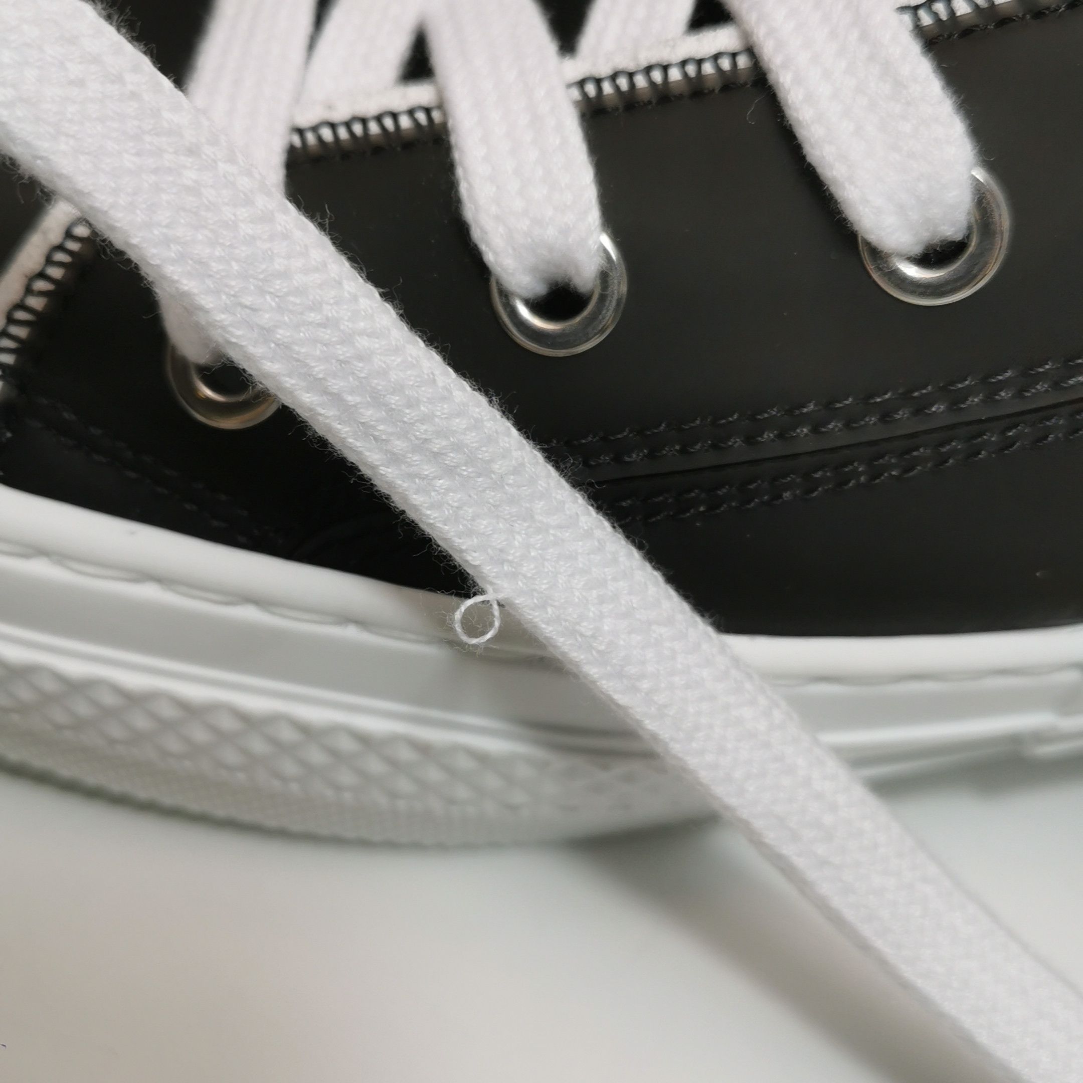 Dior Dior Men 9.5 Lowtop Sneakers Size US 9.5 / EU 42-43 - 10 Thumbnail