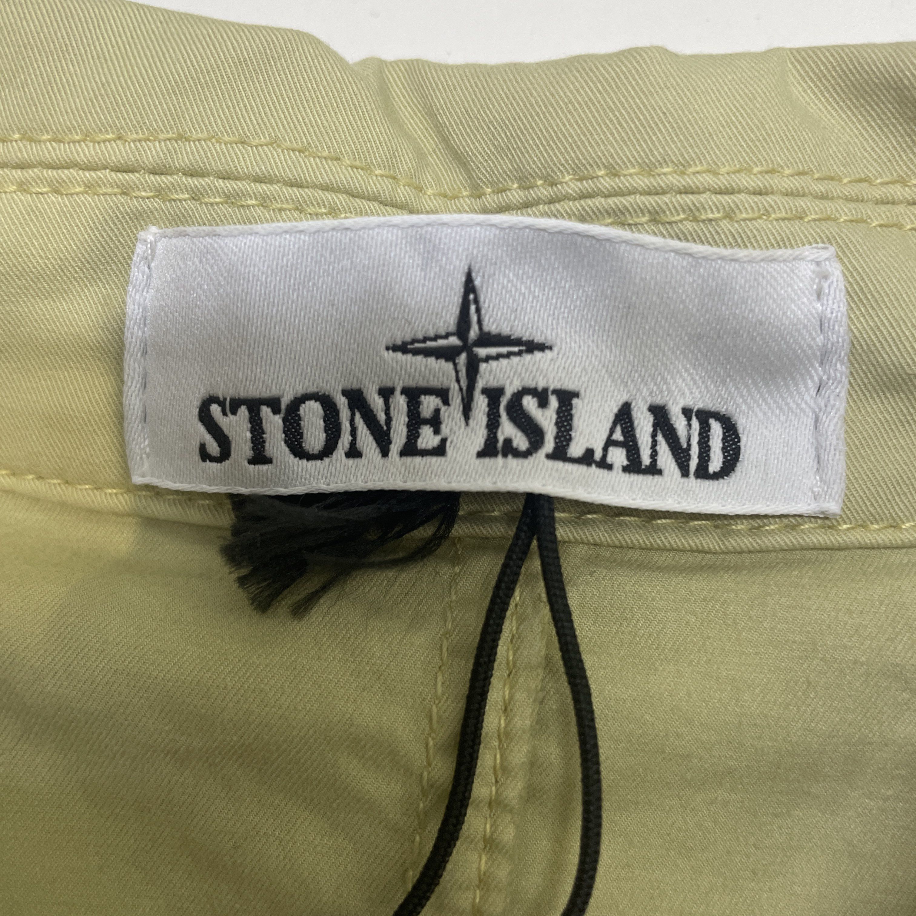 Stone Island Stone Island Zip Patch Overshirt Size L Size US L / EU 52-54 / 3 - 3 Thumbnail