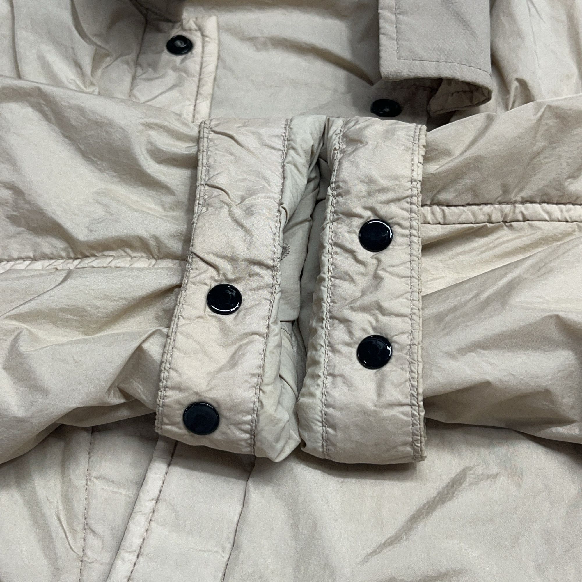 Stone Island Stone Island Logo Patch Light Jacket Size S Size US S / EU 44-46 / 1 - 8 Thumbnail