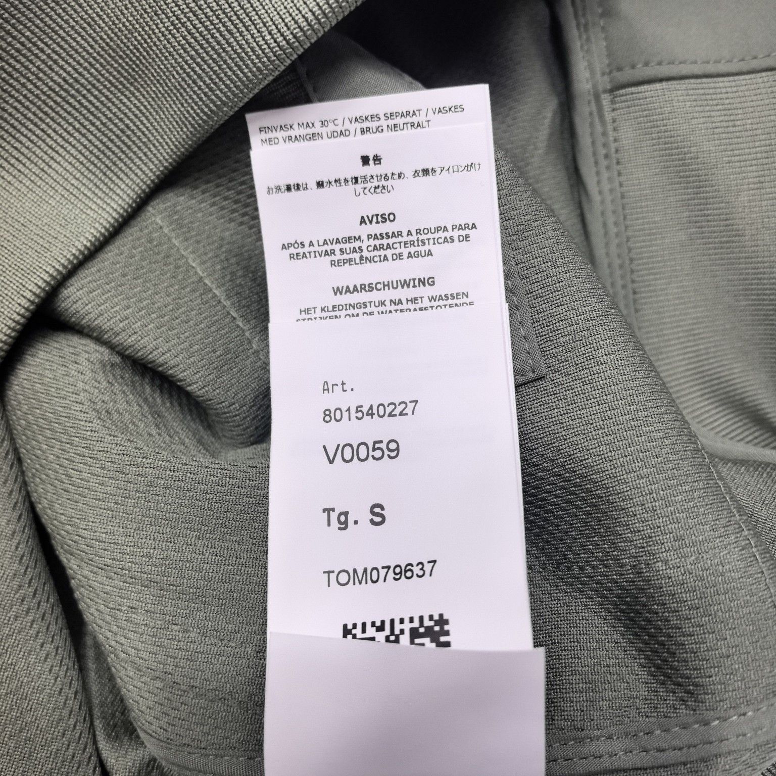 Stone Island Stone Island Light Soft Shell Hooded Jacket Size S Size US S / EU 44-46 / 1 - 5 Thumbnail