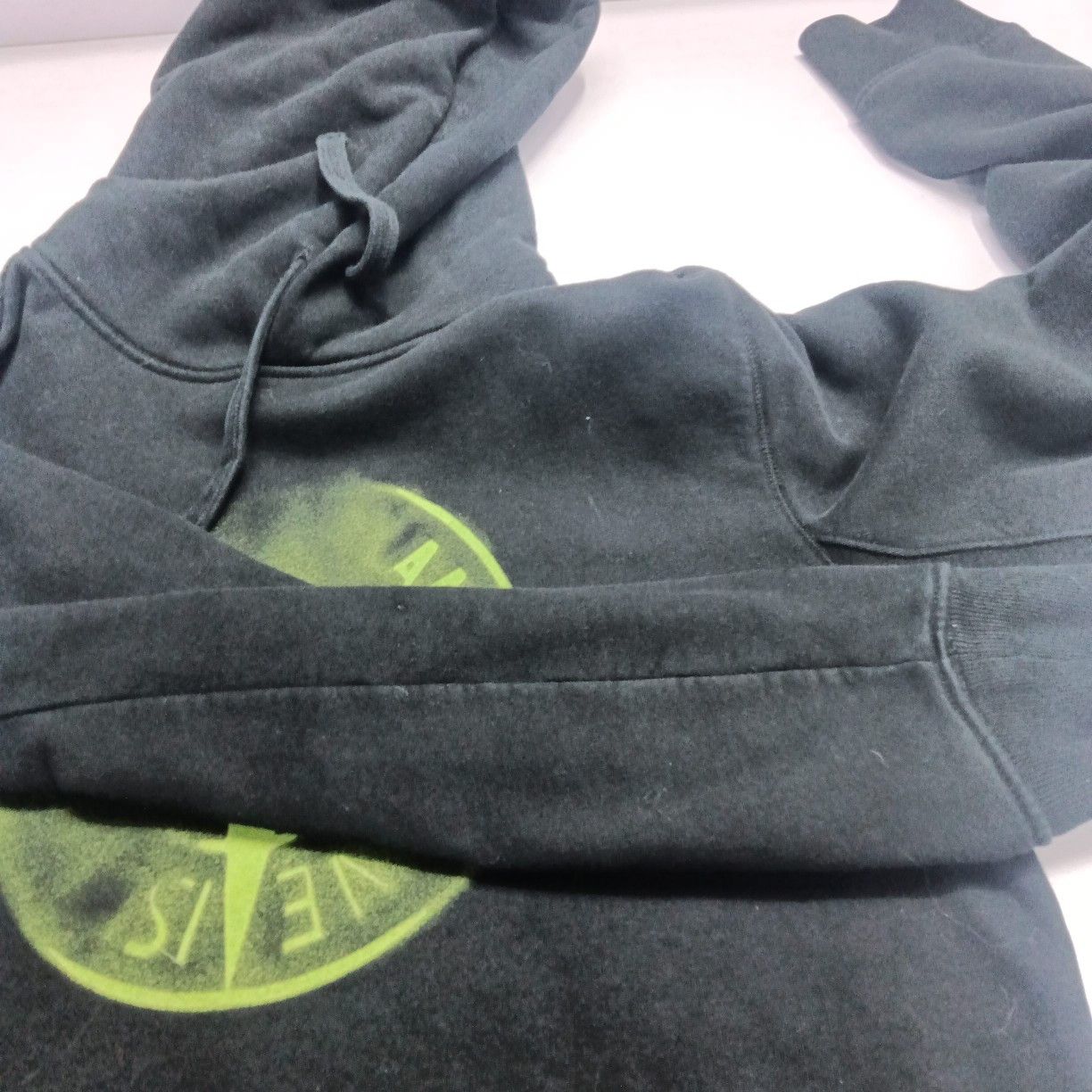 Stone Island Stone Island Neon Logo Print Hoodie Size L Size US L / EU 52-54 / 3 - 8 Thumbnail