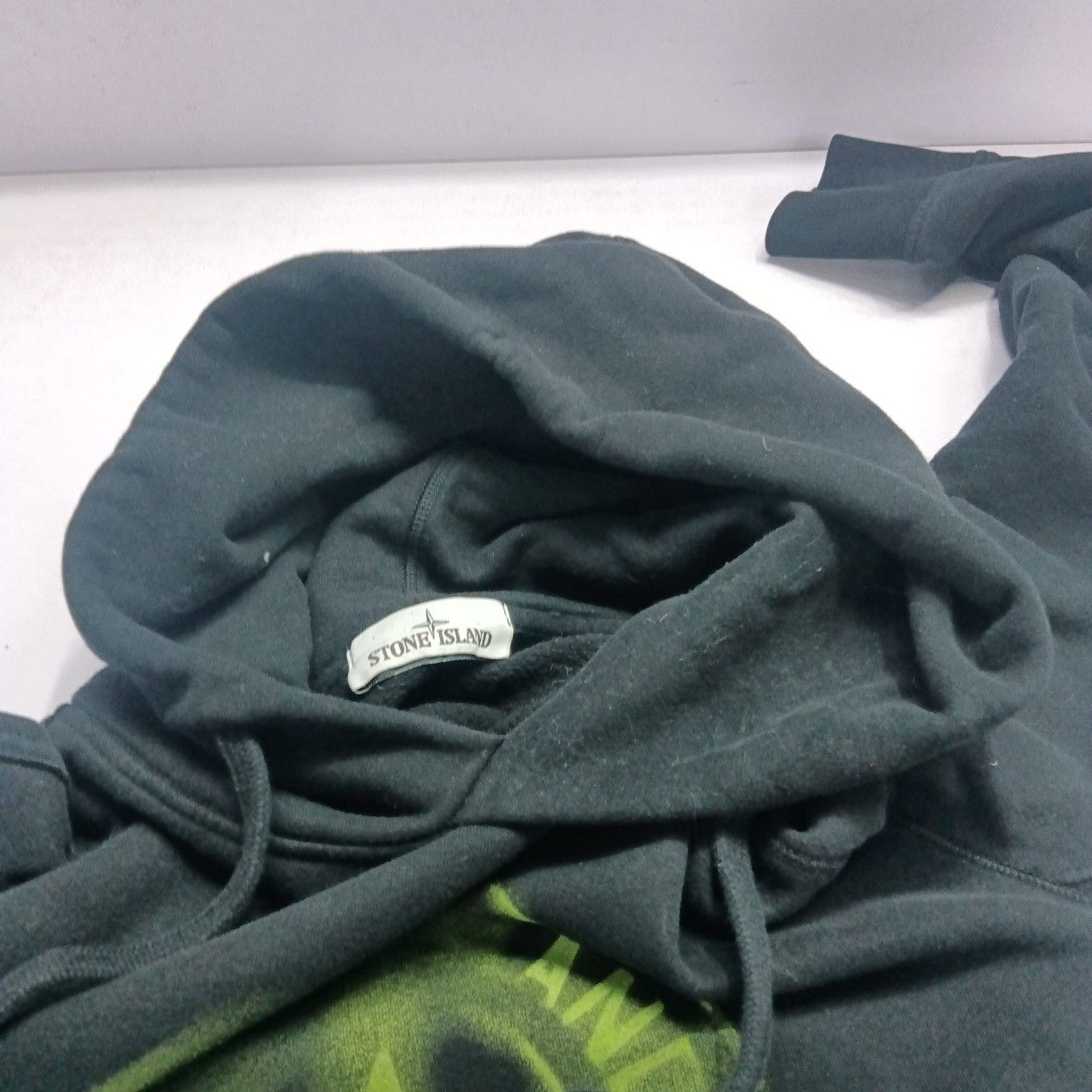 Stone Island Stone Island Neon Logo Print Hoodie Size L Size US L / EU 52-54 / 3 - 7 Thumbnail