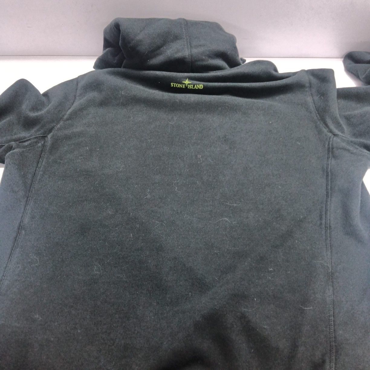 Stone Island Stone Island Neon Logo Print Hoodie Size L Size US L / EU 52-54 / 3 - 14 Thumbnail