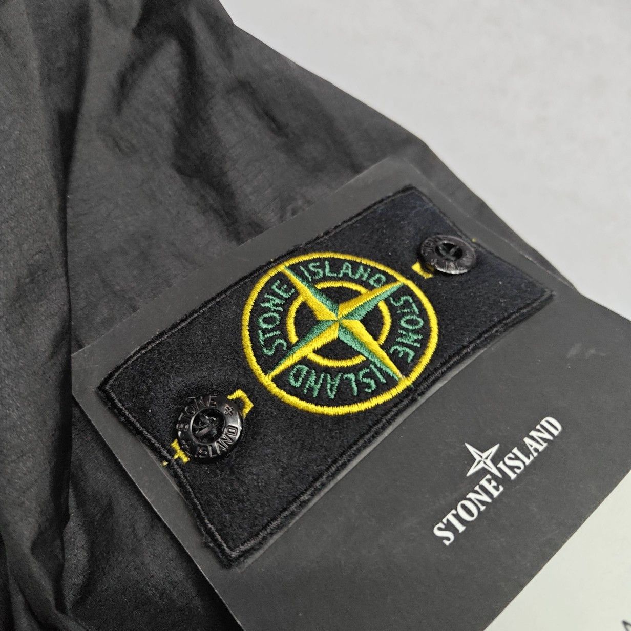 Stone Island Stone Island Metal Nylon Hooded Light Jacket Size XL Size US XL / EU 56 / 4 - 7 Thumbnail