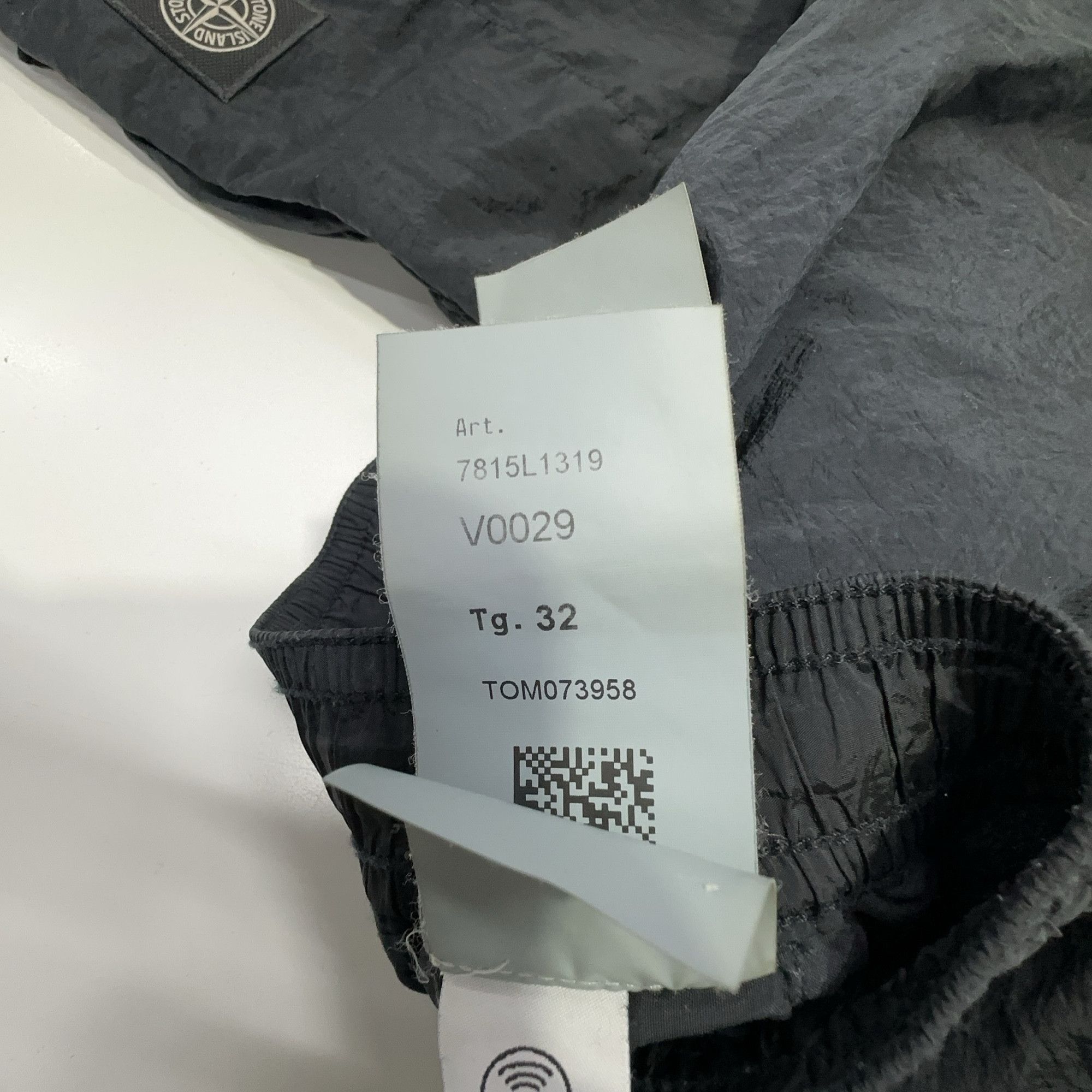 Stone Island Stone Island Logo Patch Shorts US 32 Size US 32 / EU 48 - 5 Thumbnail