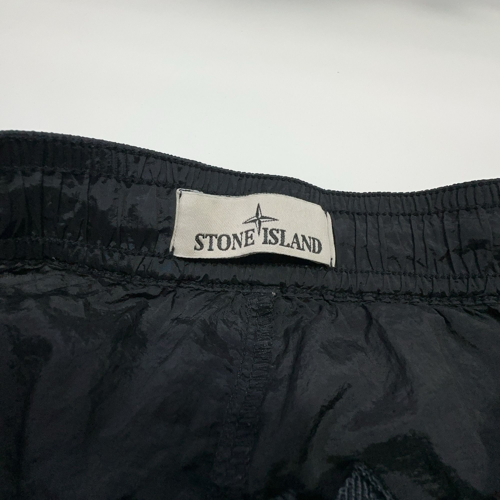Stone Island Stone Island Logo Patch Shorts US 32 Size US 32 / EU 48 - 3 Thumbnail