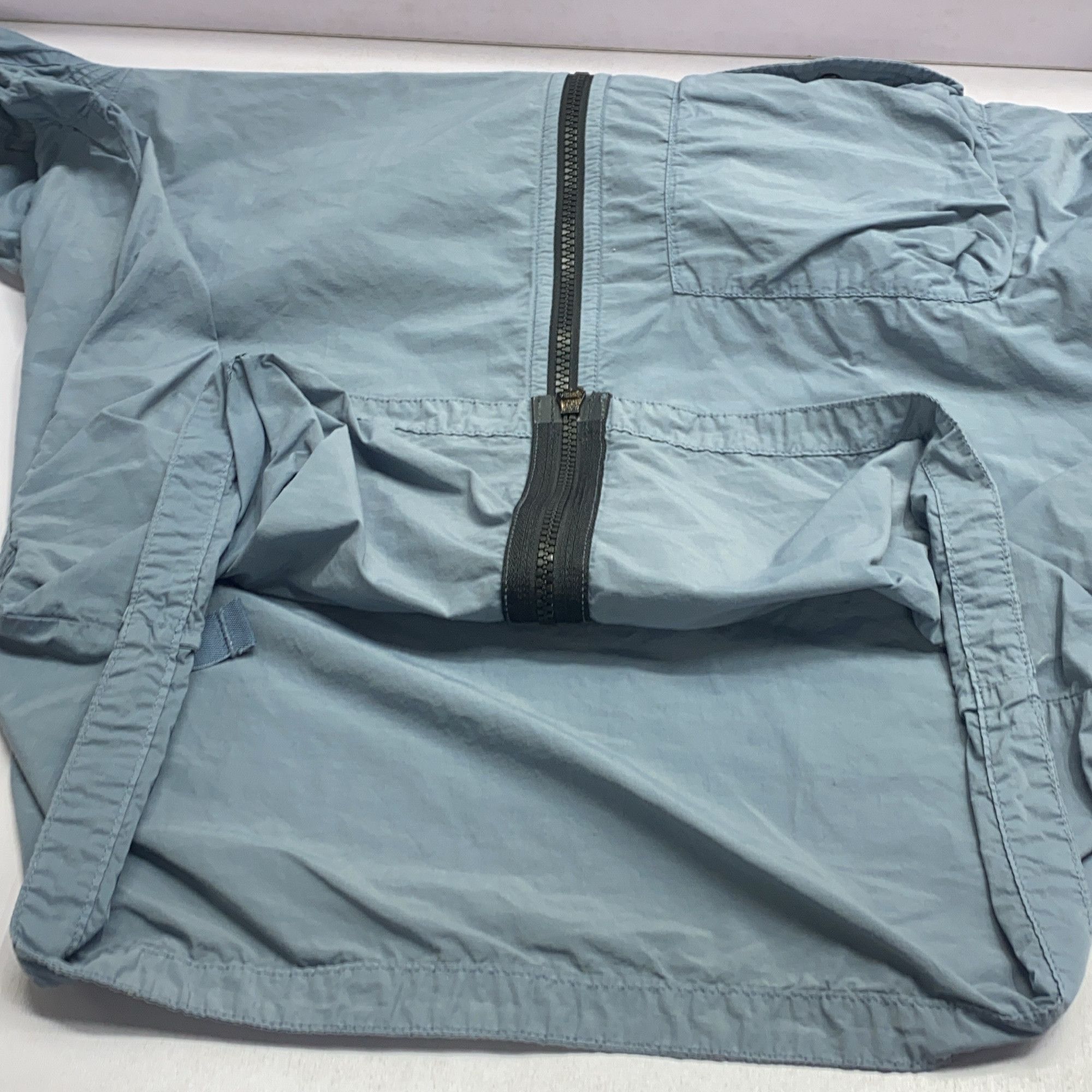 Stone Island Stone Island Logo Patch Light Jacket Size L Size US L / EU 52-54 / 3 - 17 Thumbnail