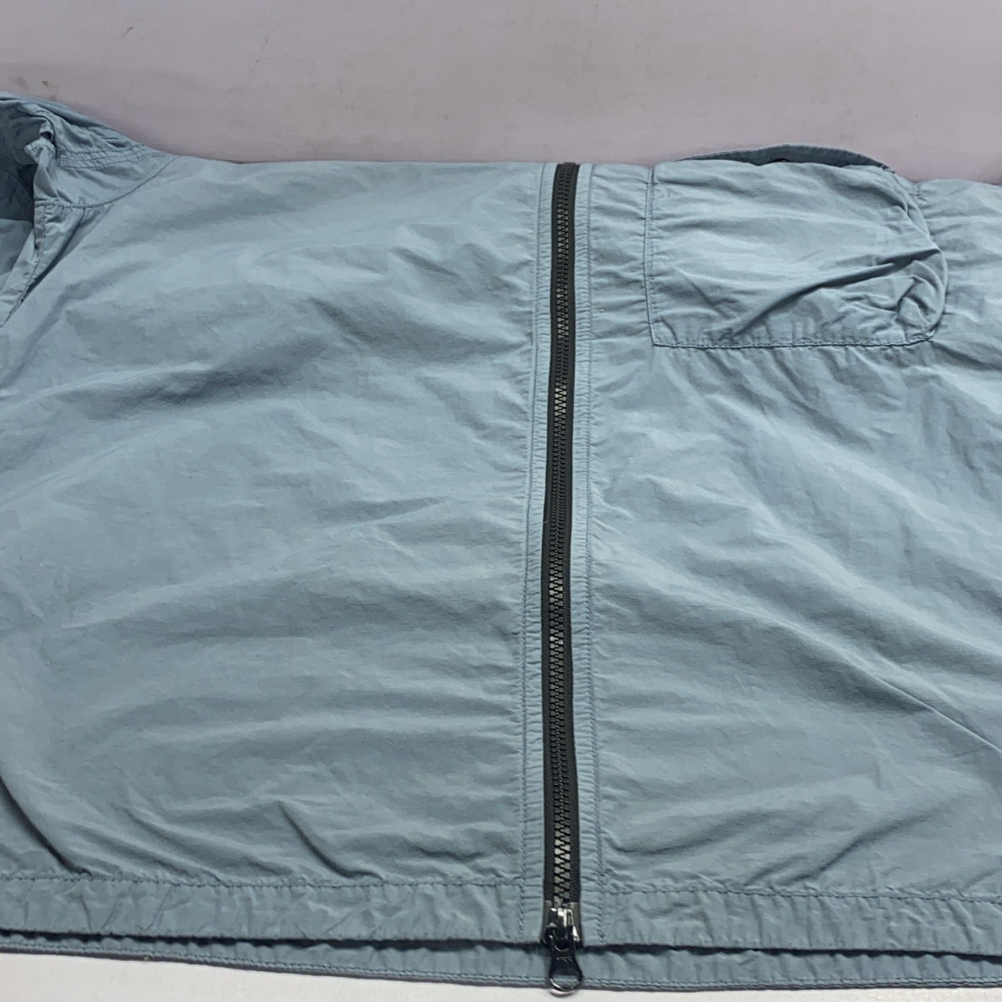 Stone Island Stone Island Logo Patch Light Jacket Size L Size US L / EU 52-54 / 3 - 15 Thumbnail