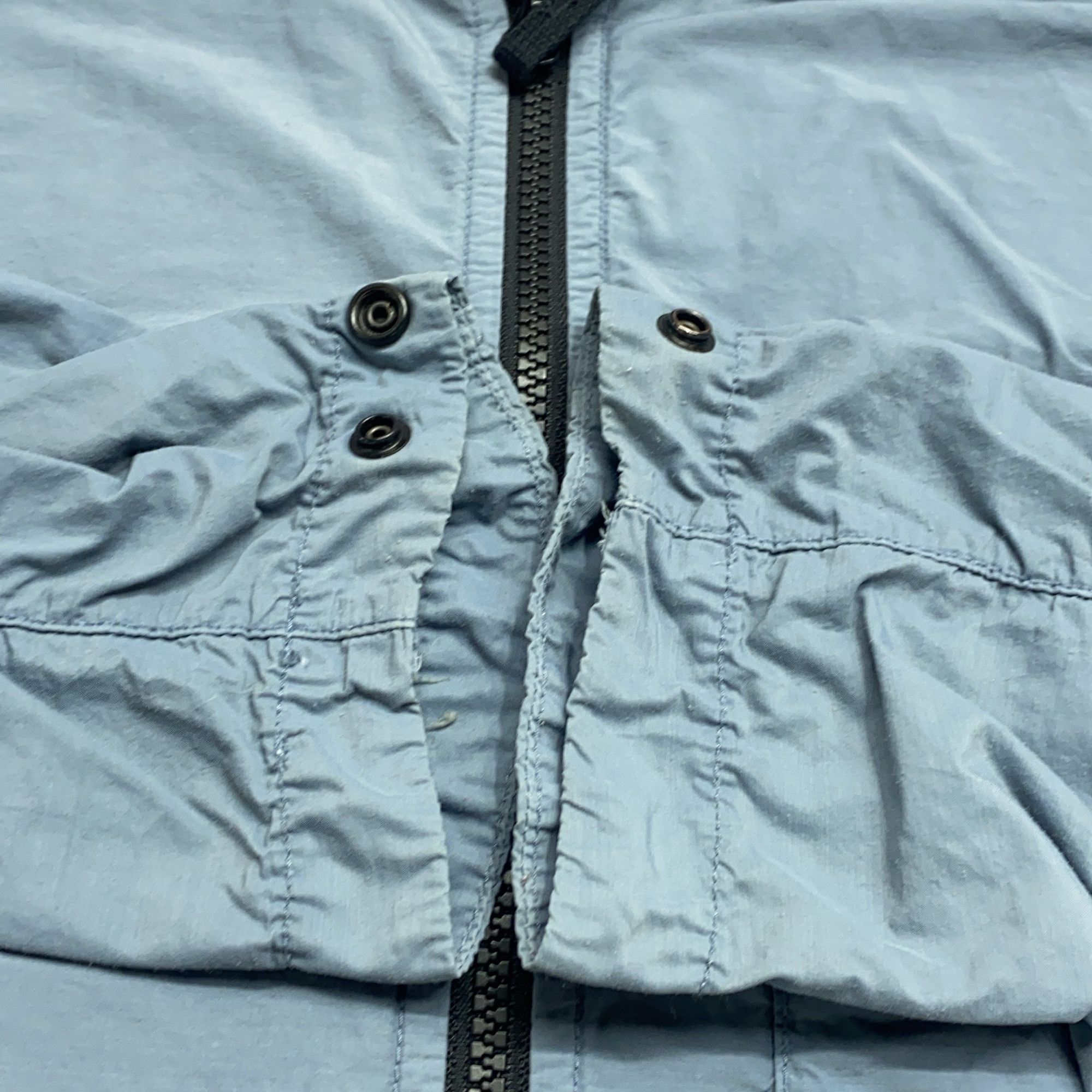 Stone Island Stone Island Logo Patch Light Jacket Size L Size US L / EU 52-54 / 3 - 13 Thumbnail