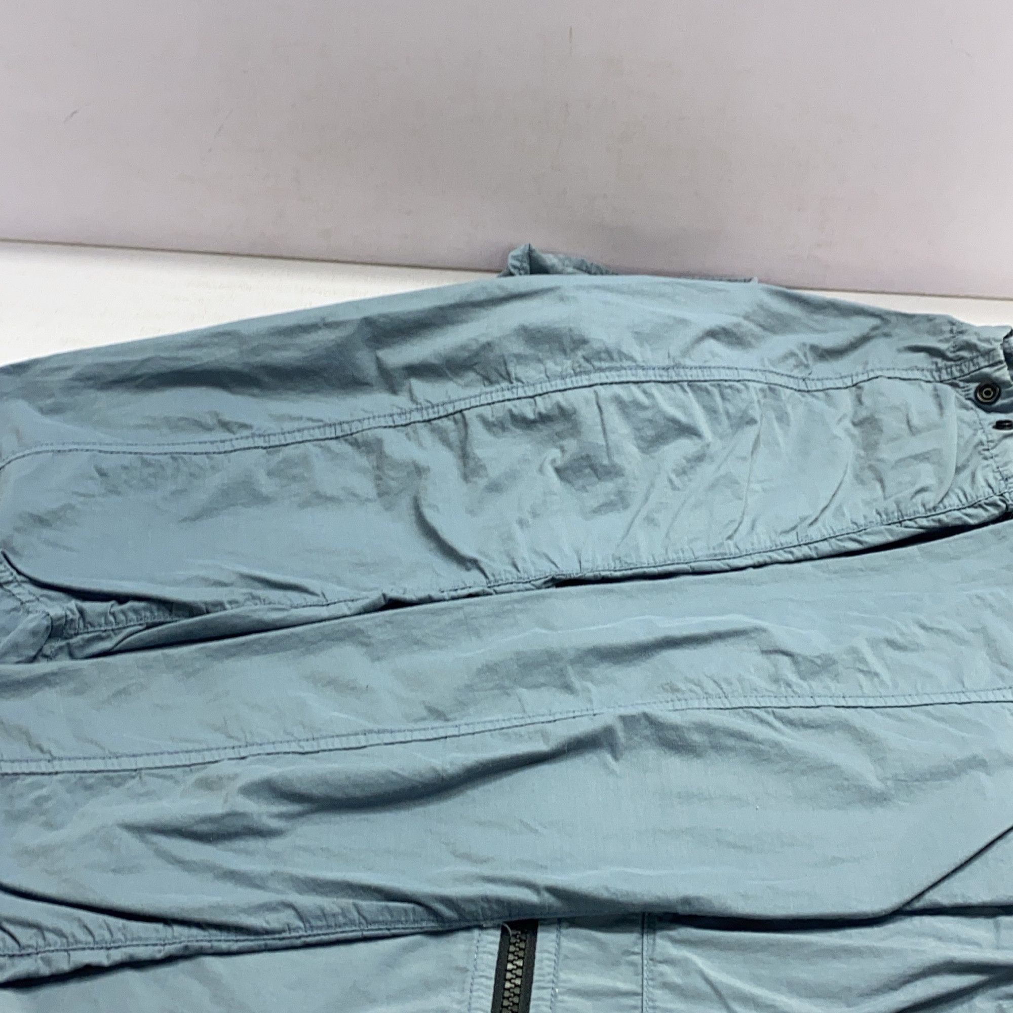 Stone Island Stone Island Logo Patch Light Jacket Size L Size US L / EU 52-54 / 3 - 11 Thumbnail