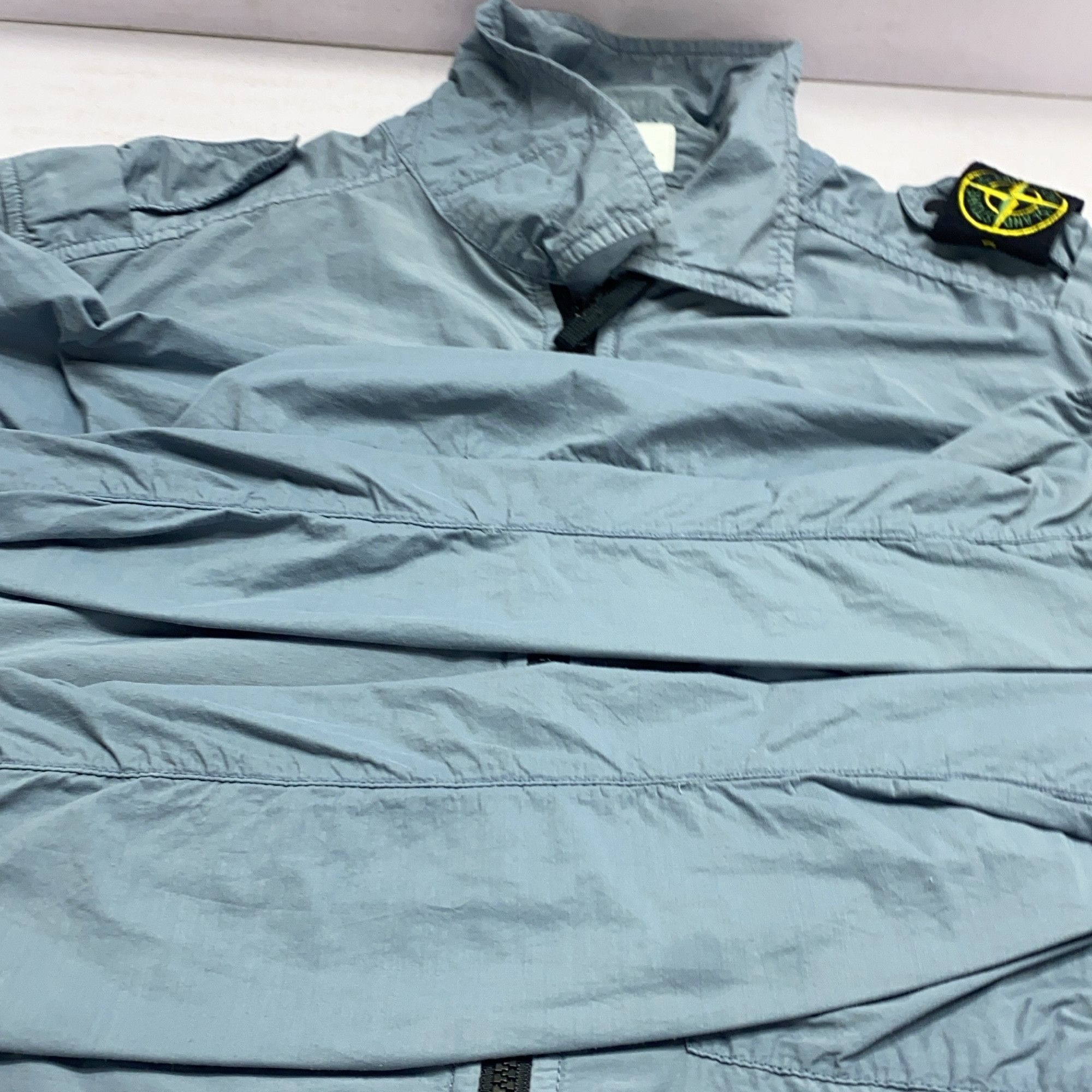 Stone Island Stone Island Logo Patch Light Jacket Size L Size US L / EU 52-54 / 3 - 12 Thumbnail