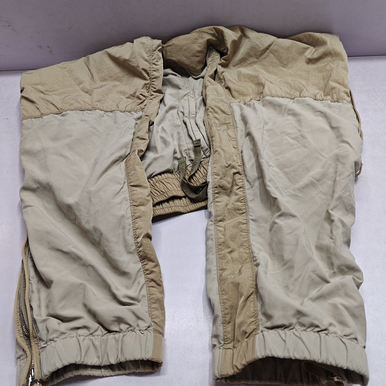 Stone Island STONE ISLAND Colorblock Nylon Pants Size 32 Size US 32 / EU 48 - 13 Thumbnail