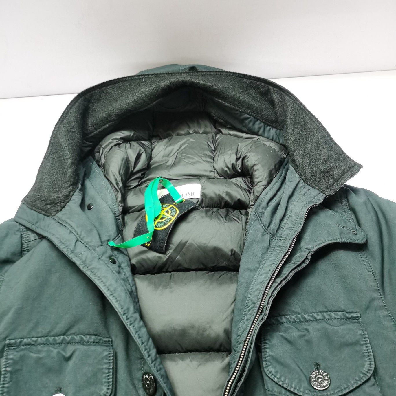 Stone Island Stone Island Down Hooded Jacket Navy Size M Size US M / EU 48-50 / 2 - 9 Thumbnail
