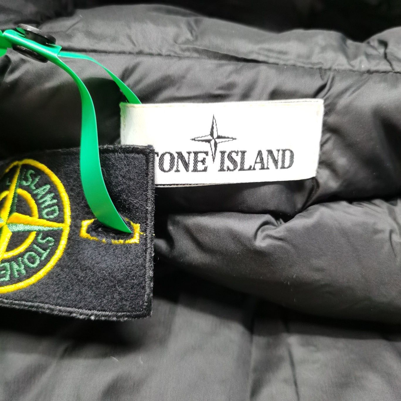 Stone Island Stone Island Down Hooded Jacket Navy Size M Size US M / EU 48-50 / 2 - 5 Thumbnail