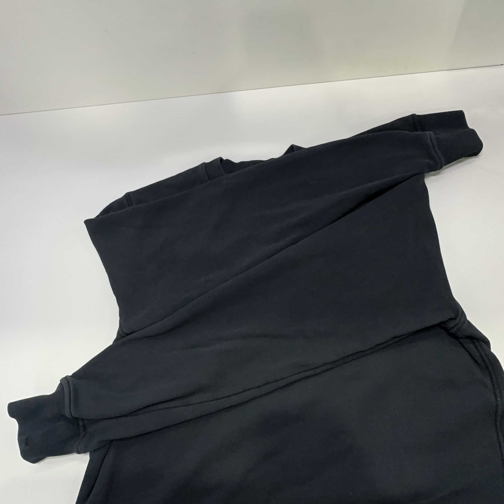 Stone Island Stone Island Embroidered Logo Sweatshirt Black Size M Size US M / EU 48-50 / 2 - 9 Thumbnail