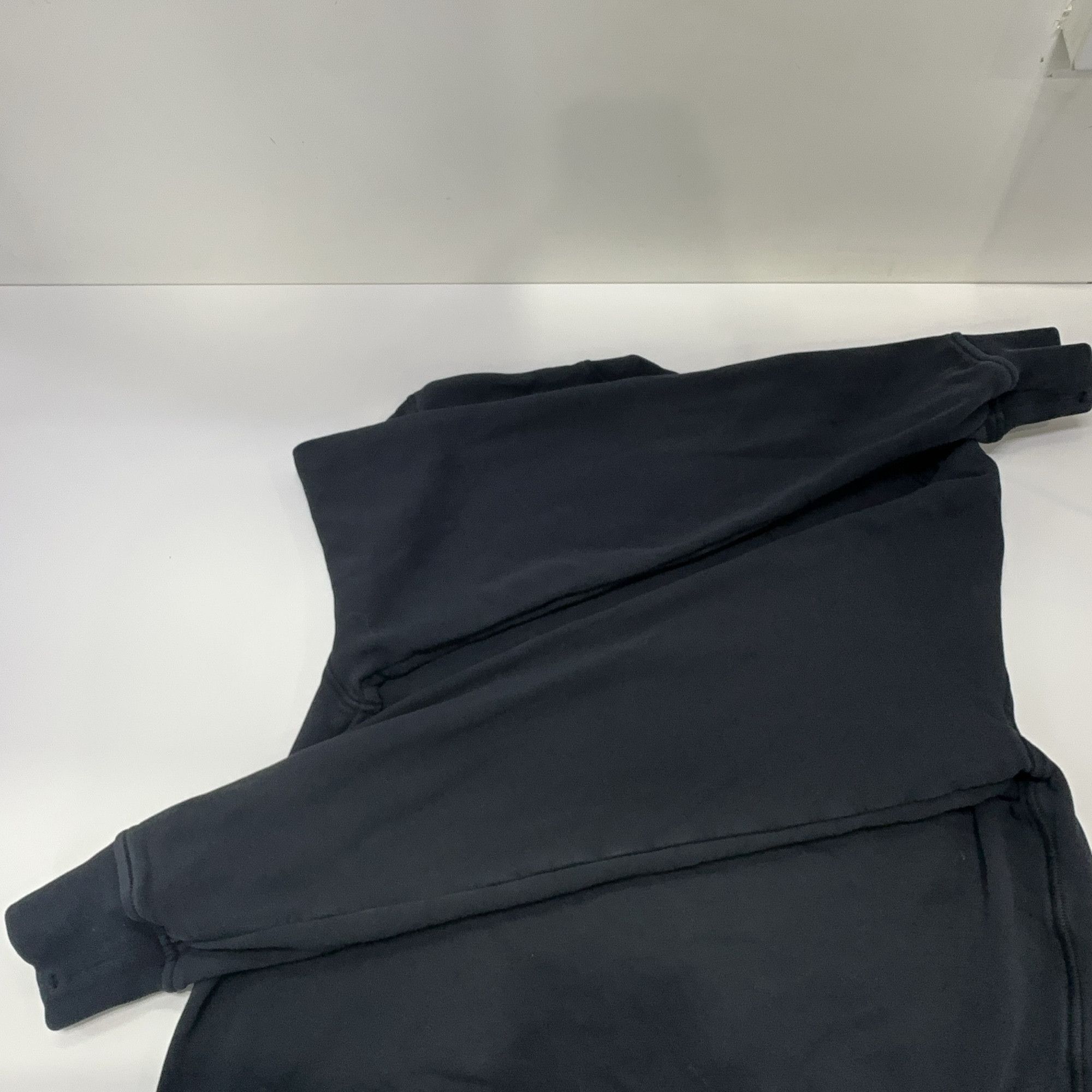 Stone Island Stone Island Embroidered Logo Sweatshirt Black Size M Size US M / EU 48-50 / 2 - 12 Thumbnail