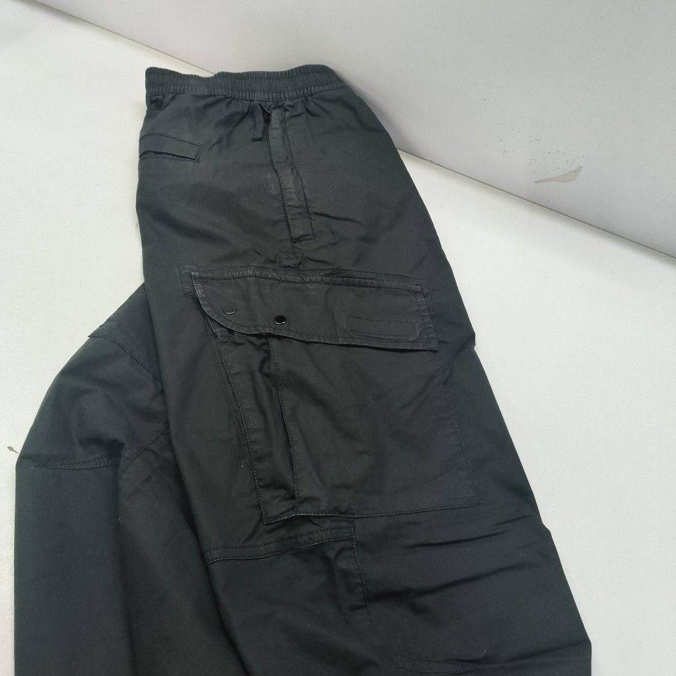 Stone Island Stone Island Compass Patch Cargo Pants Size 33 Size US 33 - 14 Thumbnail