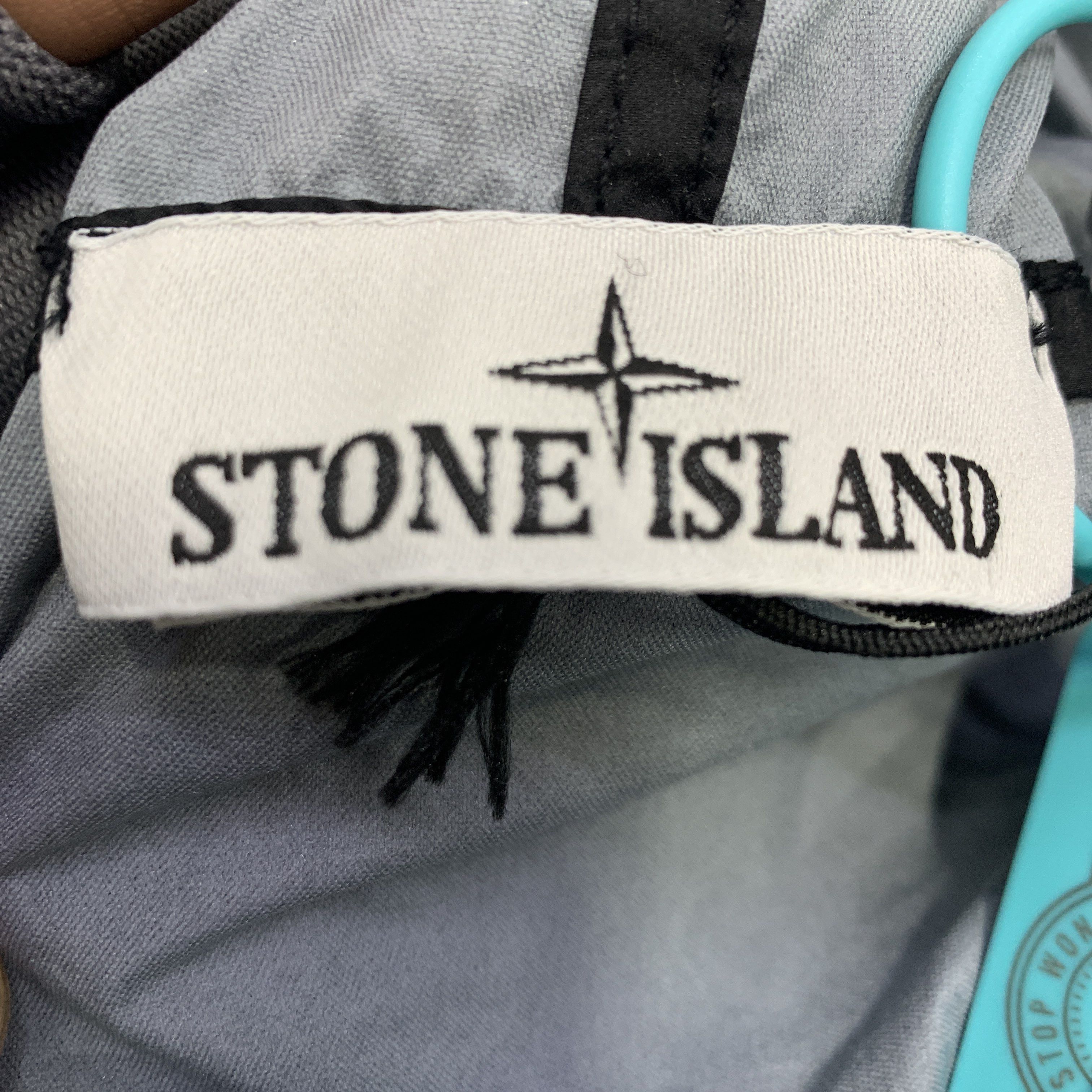 Stone Island Stone Island Metallic Nylon Hooded Jacket XL Size US XL / EU 56 / 4 - 2 Thumbnail