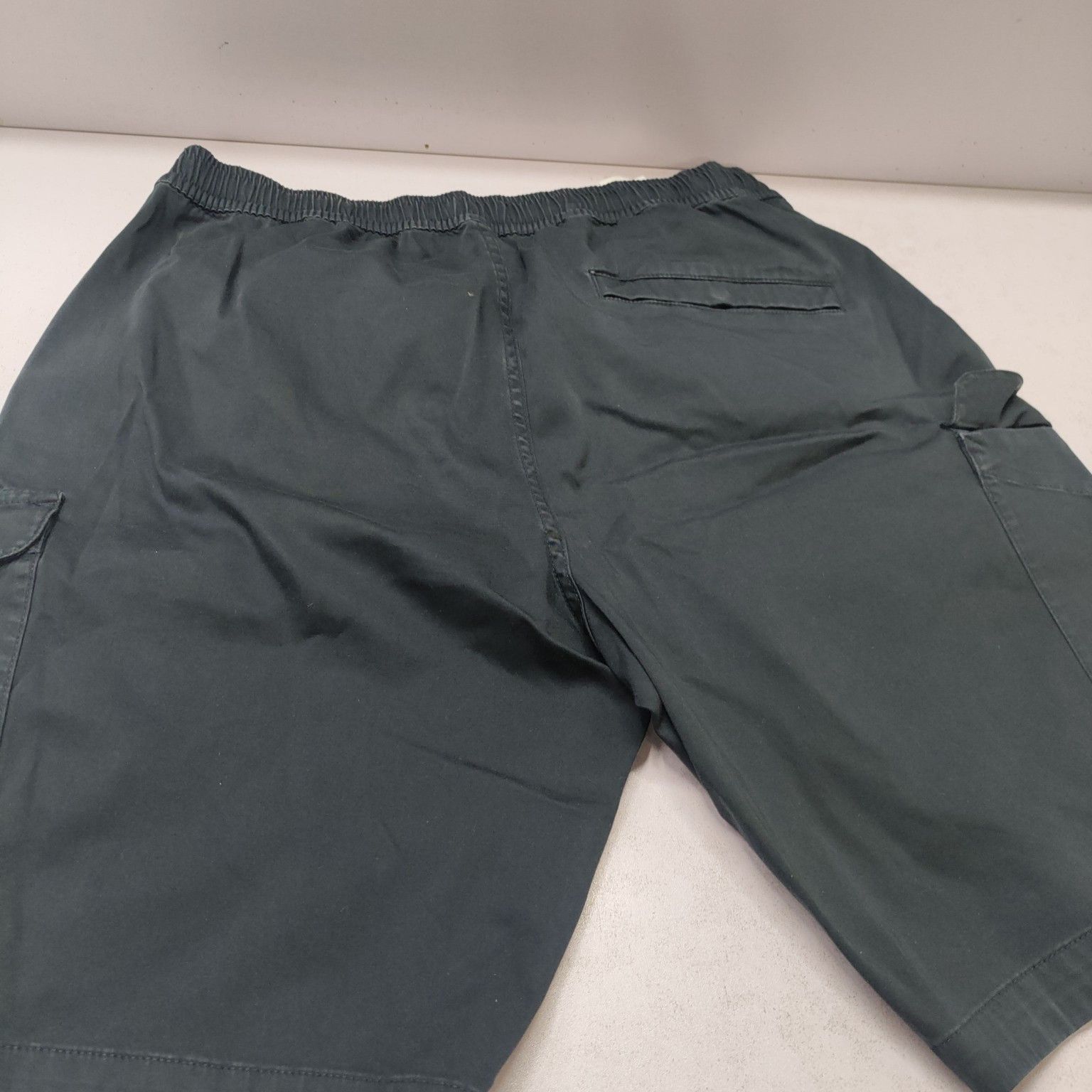 Stone Island Stone Island Cargo Shorts Size 32 Size US 32 / EU 48 - 10 Thumbnail