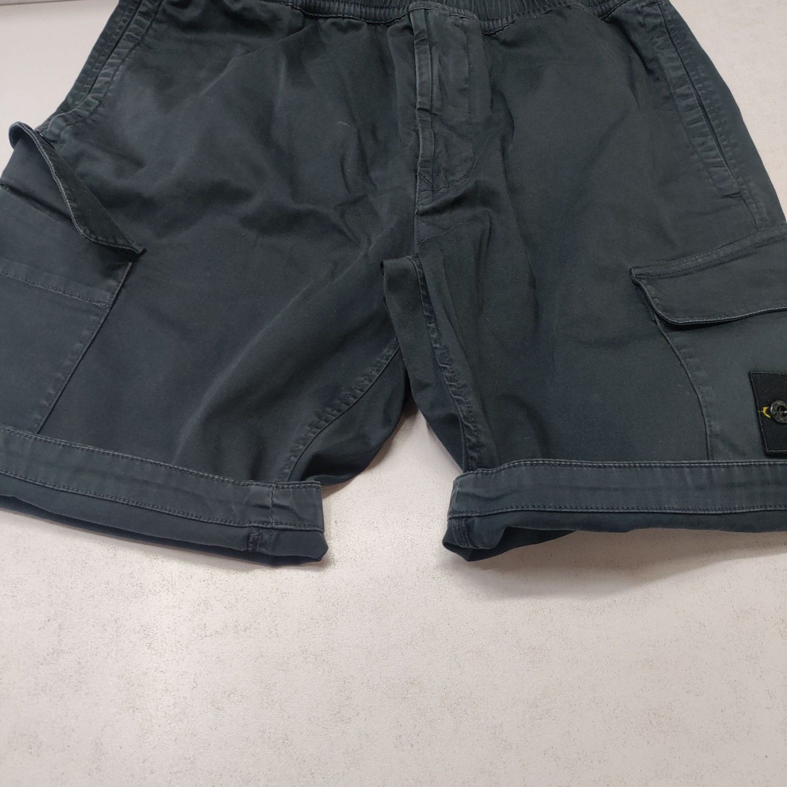 Stone Island Stone Island Cargo Shorts Size 32 Size US 32 / EU 48 - 11 Thumbnail