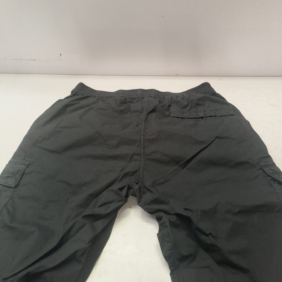Stone Island Stone Island Black Cargo Pants Size 31 Size US 31 - 7 Thumbnail