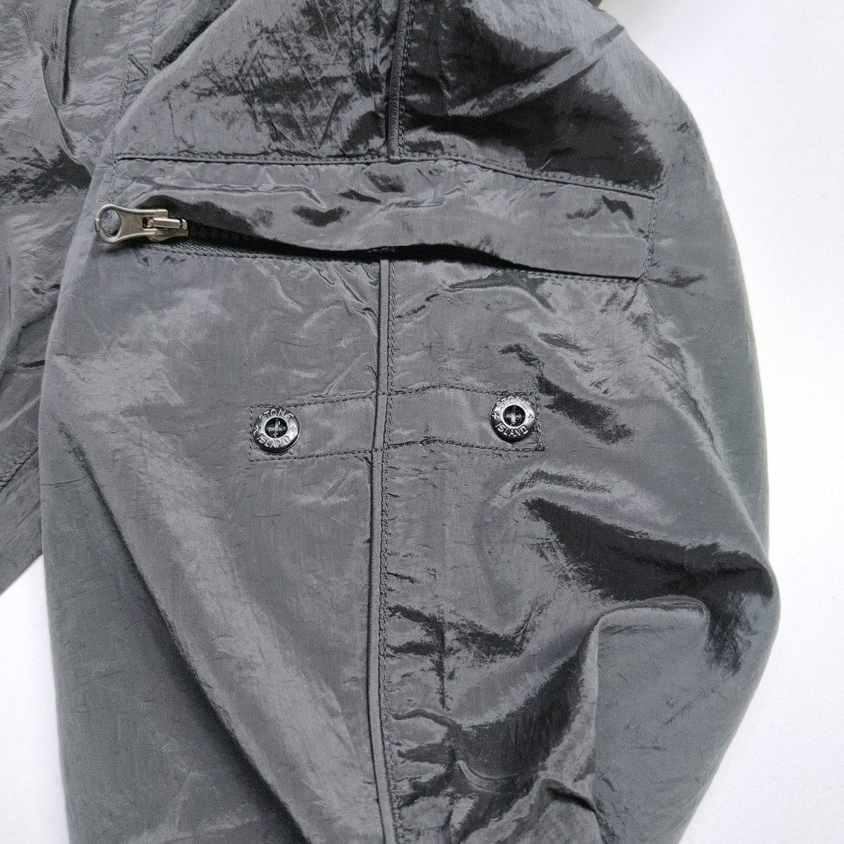 Stone Island Stone Island Nylon Metal Cargo Joggers Size 33 Size US 33 - 9 Thumbnail