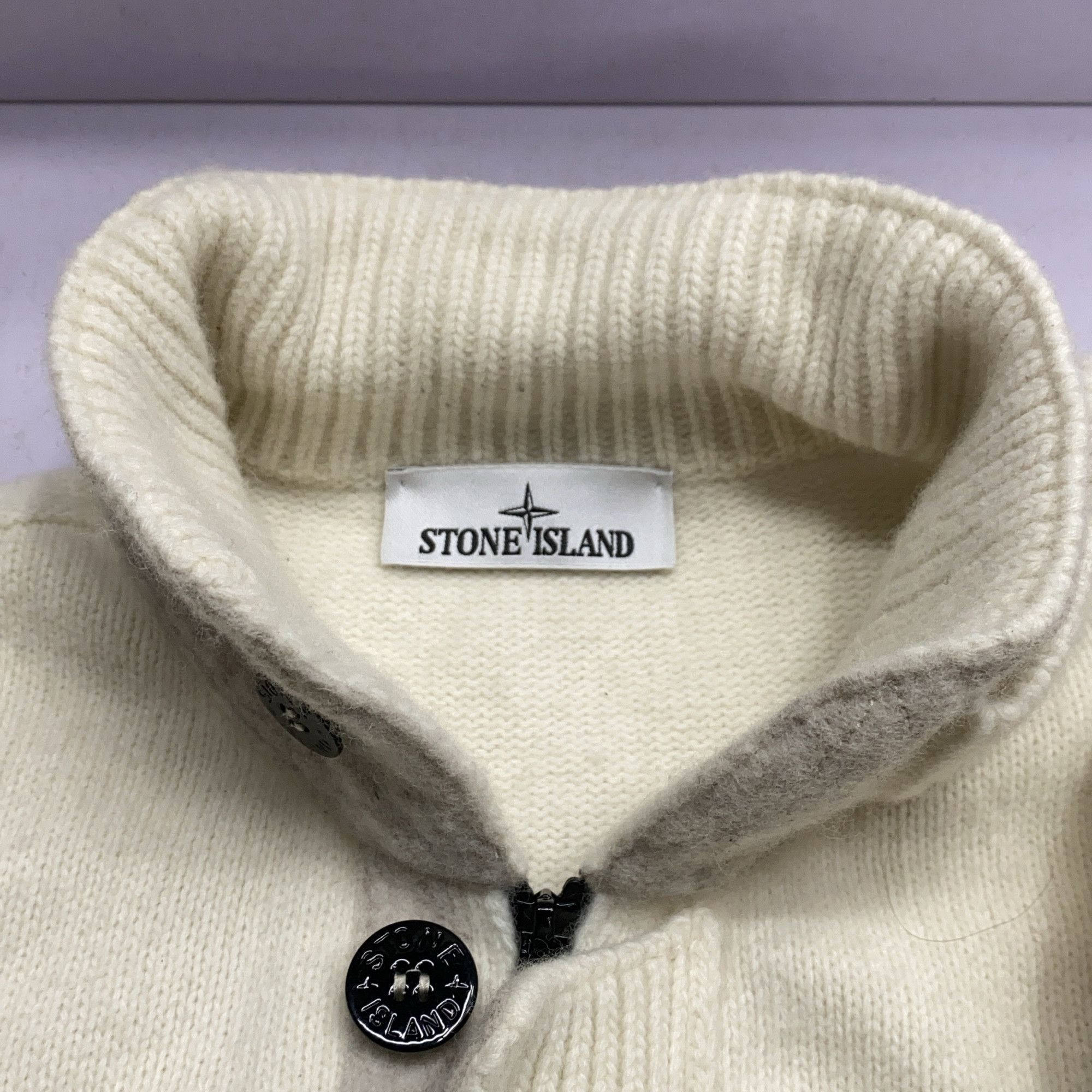 Stone Island Stone Island Wool Blend Logo Patch Cardigan Size M Size US M / EU 48-50 / 2 - 9 Thumbnail