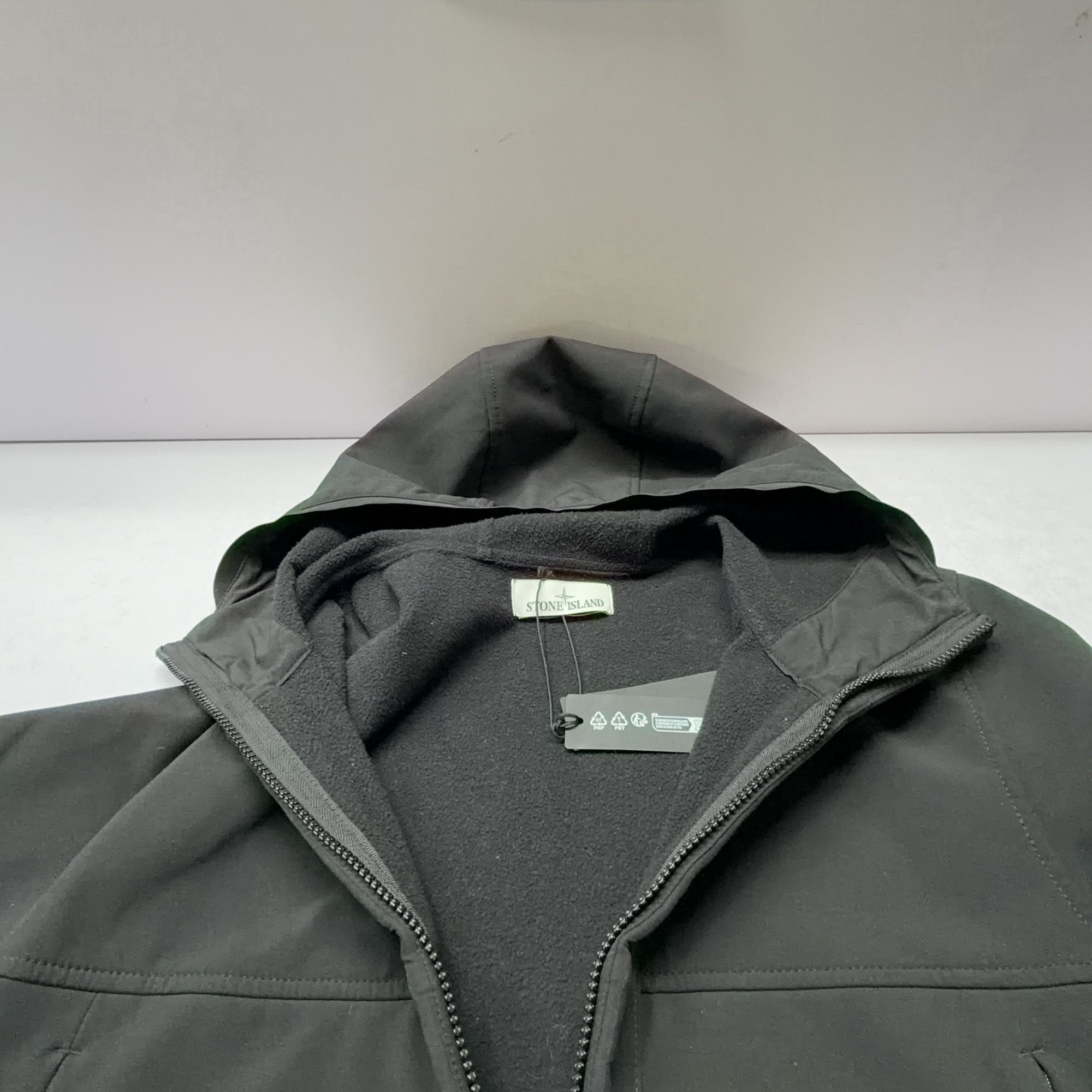 Stone Island Stone Island Soft Shell Hooded Jacket Size M Size US M / EU 48-50 / 2 - 10 Thumbnail