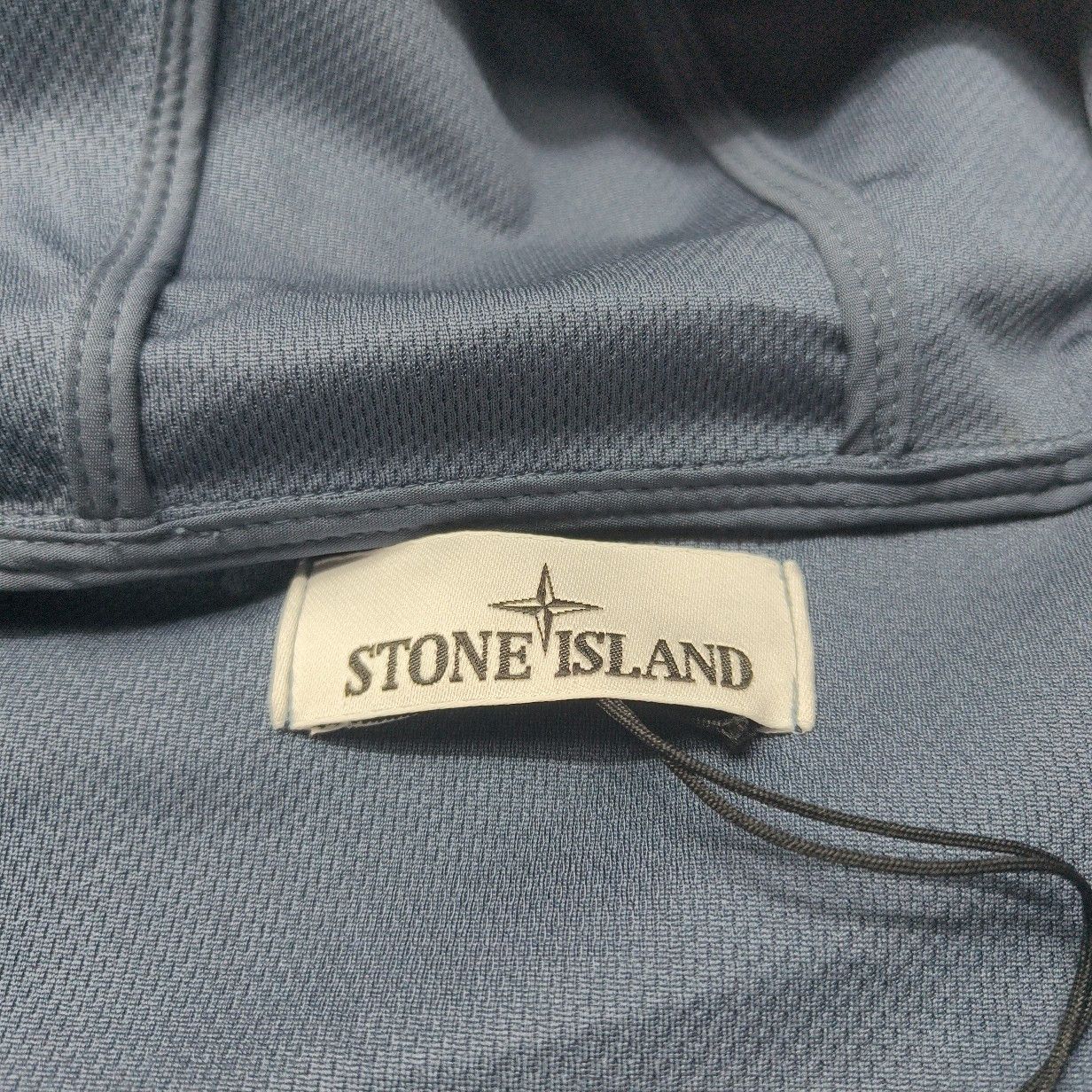 Stone Island Stone Island Light Soft Shell-R Hooded Jacket Size M Size US M / EU 48-50 / 2 - 5 Thumbnail
