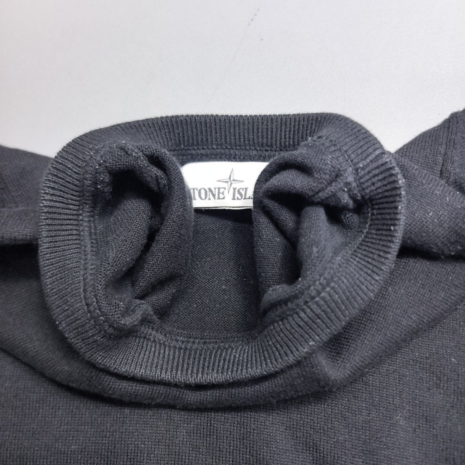 Stone Island Stone Island Logo Patch Crewneck Sweater Size M Size US M / EU 48-50 / 2 - 8 Thumbnail