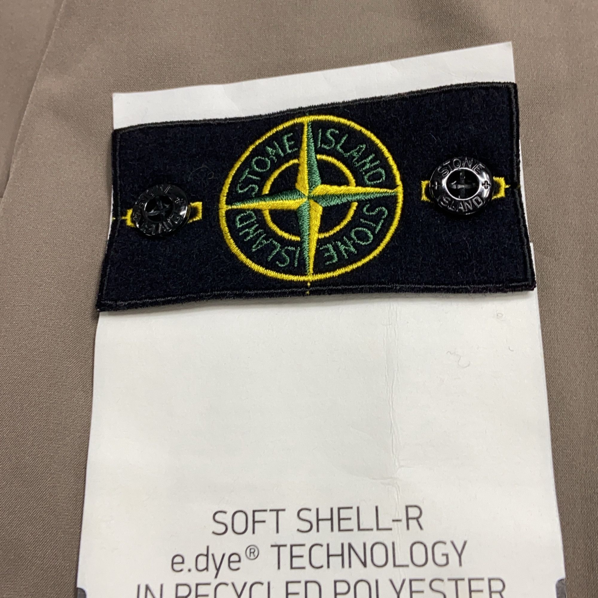 Stone Island Stone Island Soft Shell-R Hooded Jacket Size M Size US M / EU 48-50 / 2 - 3 Thumbnail