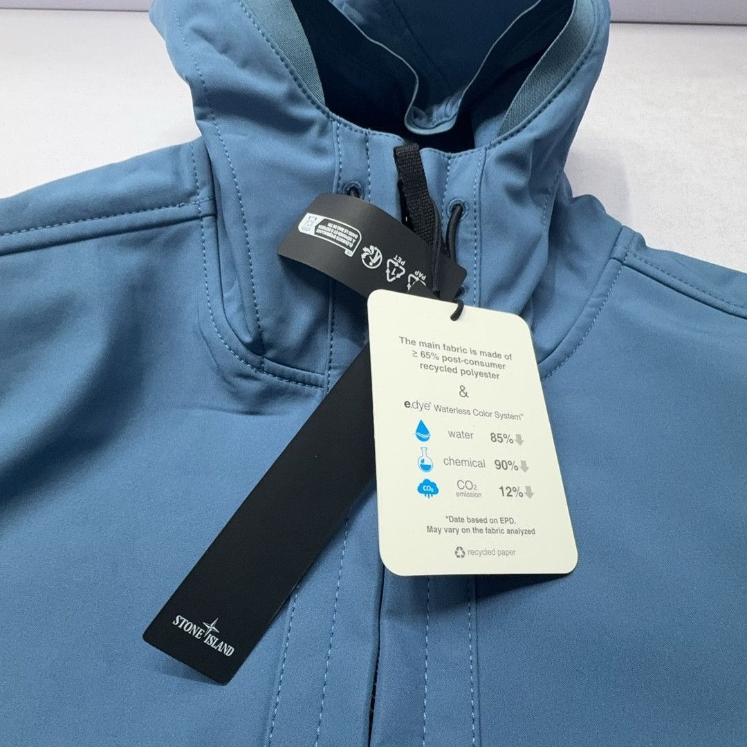 Stone Island Stone Island Hooded Soft Shell Jacket Blue Size L Size US L / EU 52-54 / 3 - 7 Thumbnail