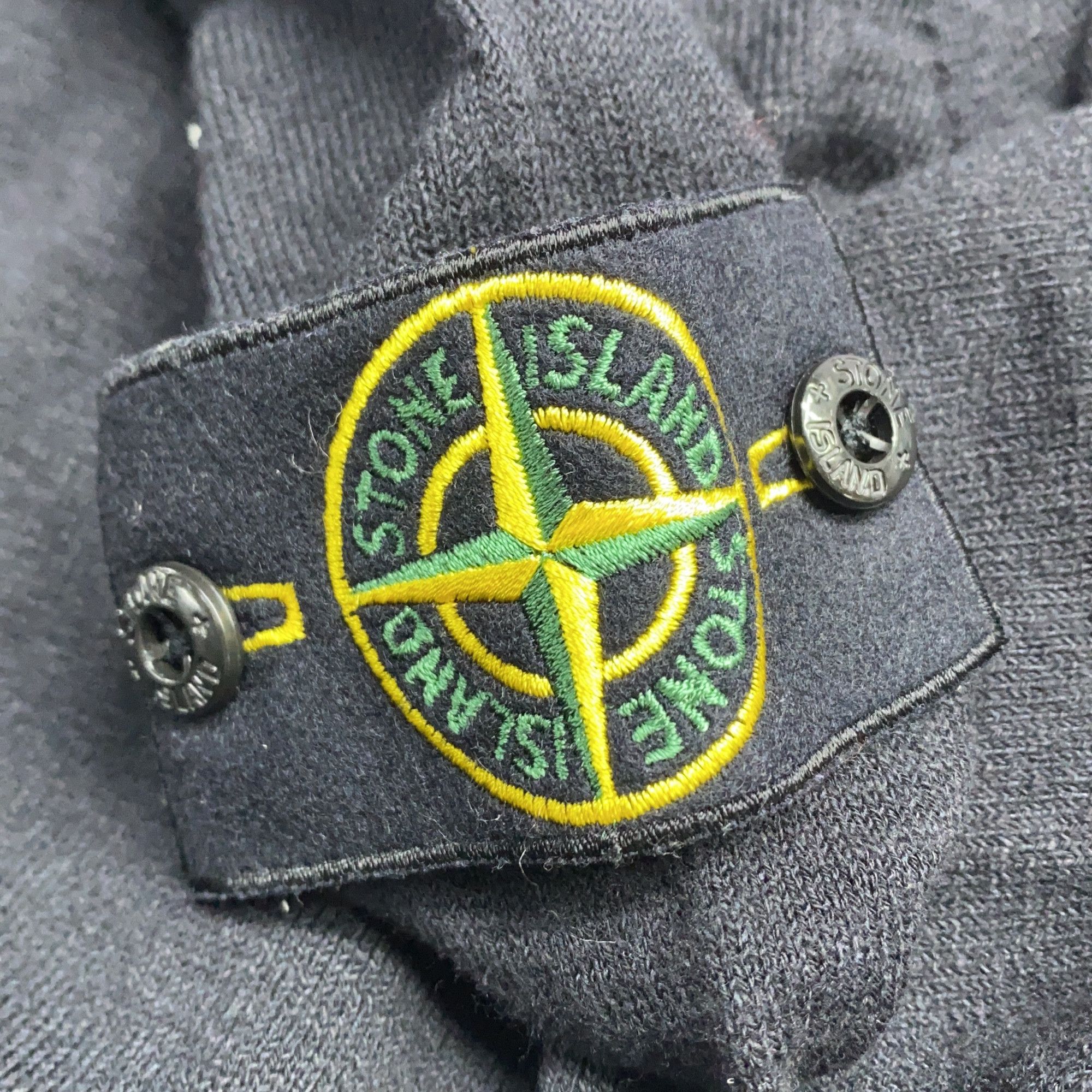 Stone Island Stone Island Logo Patch Sweater Size L Size US L / EU 52-54 / 3 - 7 Thumbnail