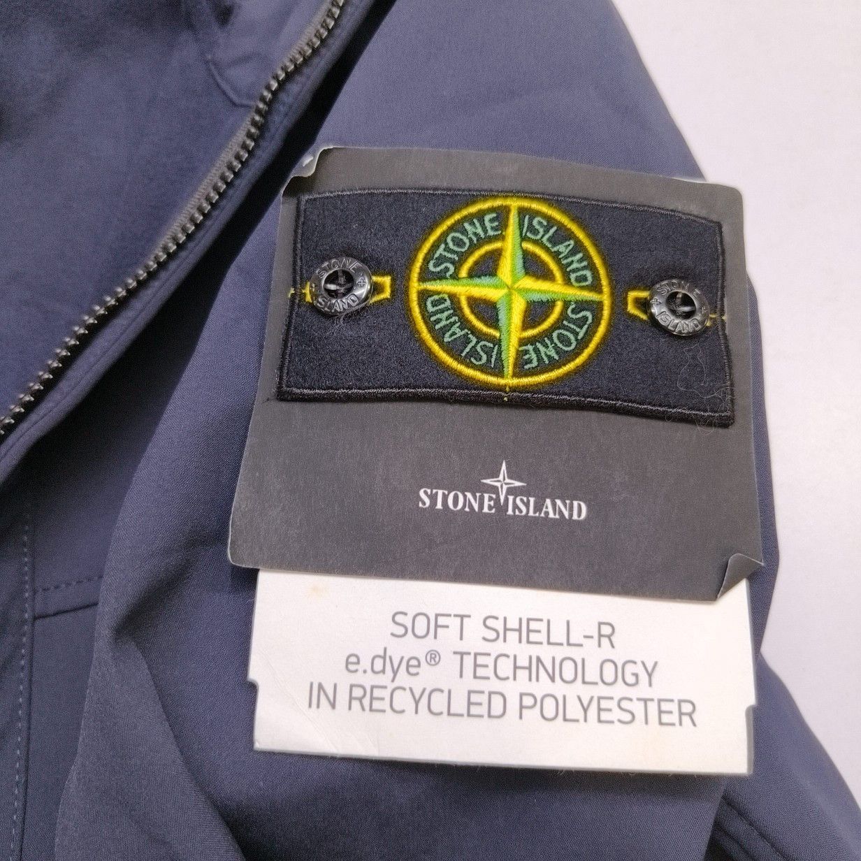 Stone Island Stone Island Soft Shell-R Hooded Jacket Size S Size US S / EU 44-46 / 1 - 5 Thumbnail