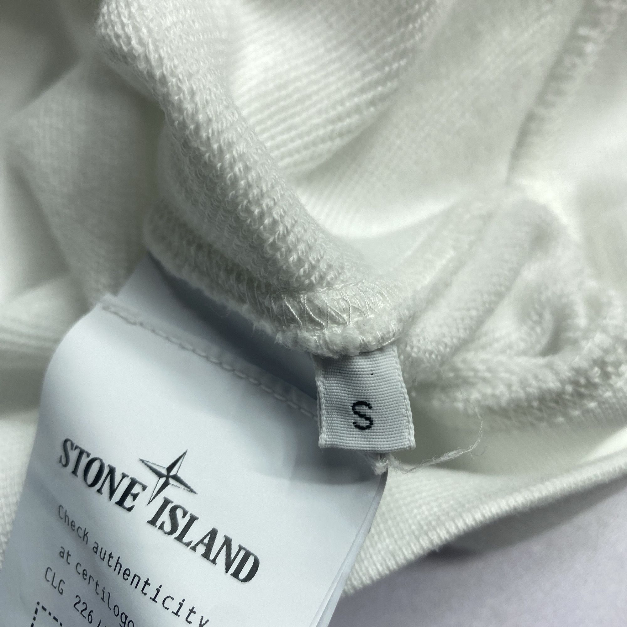 Stone Island Stone Island Patch Crewneck Sweatshirt Size S Size US S / EU 44-46 / 1 - 5 Thumbnail