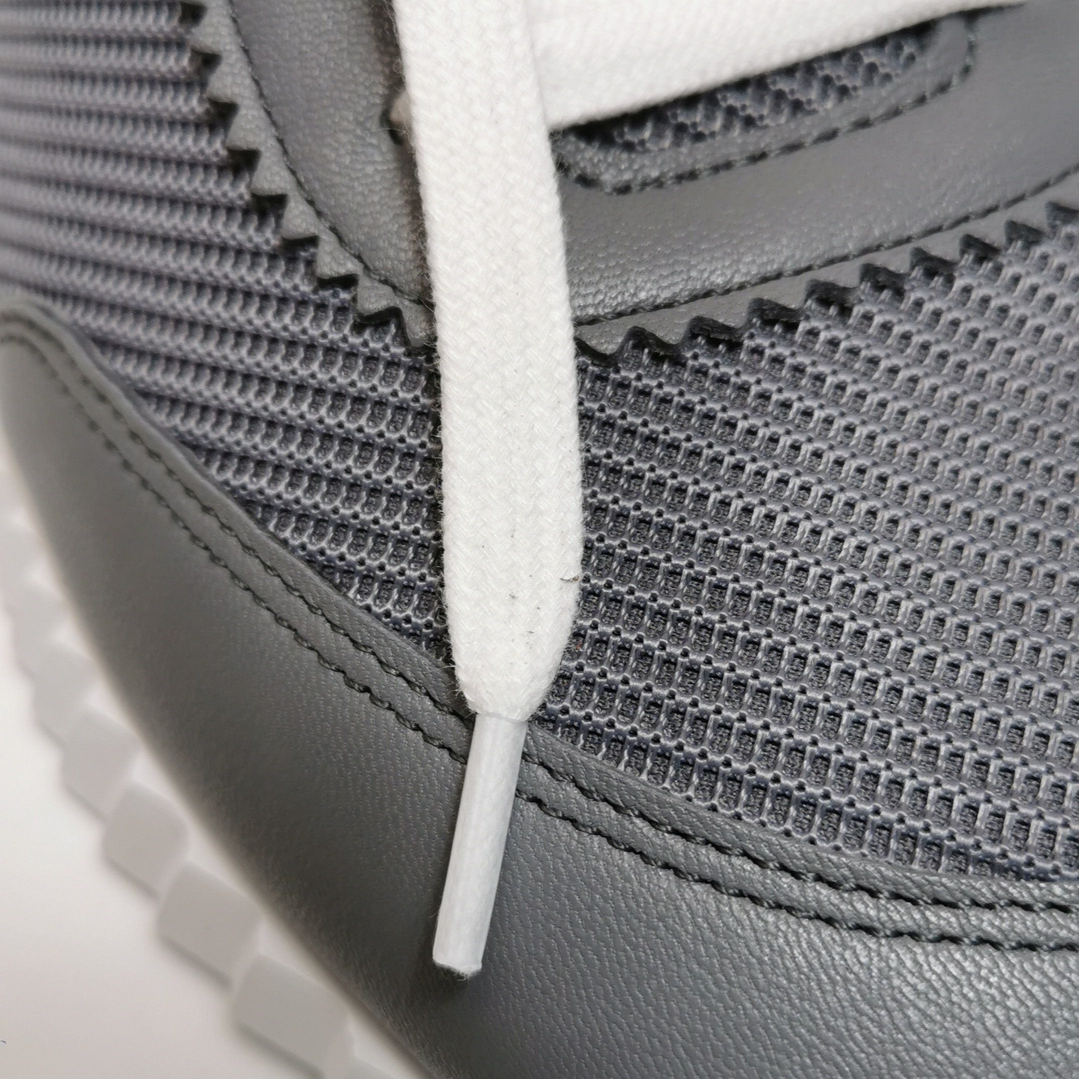 Hermes Hermes Men 8 Lowtop Sneakers Size US 8 / EU 41 - 7 Thumbnail