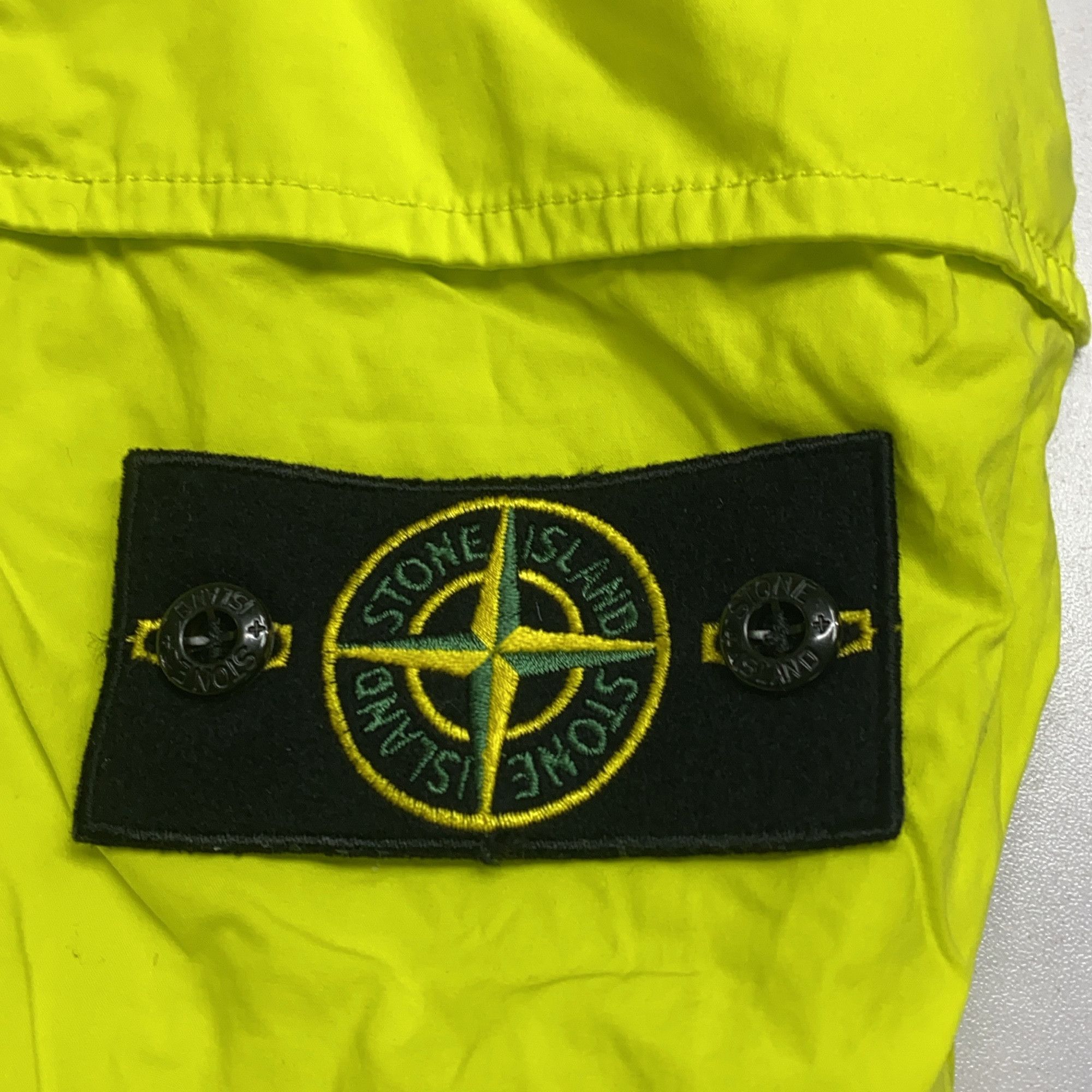 Stone Island Stone Island Nylon Cargo Shorts Size 29 Size US 29 - 6 Thumbnail