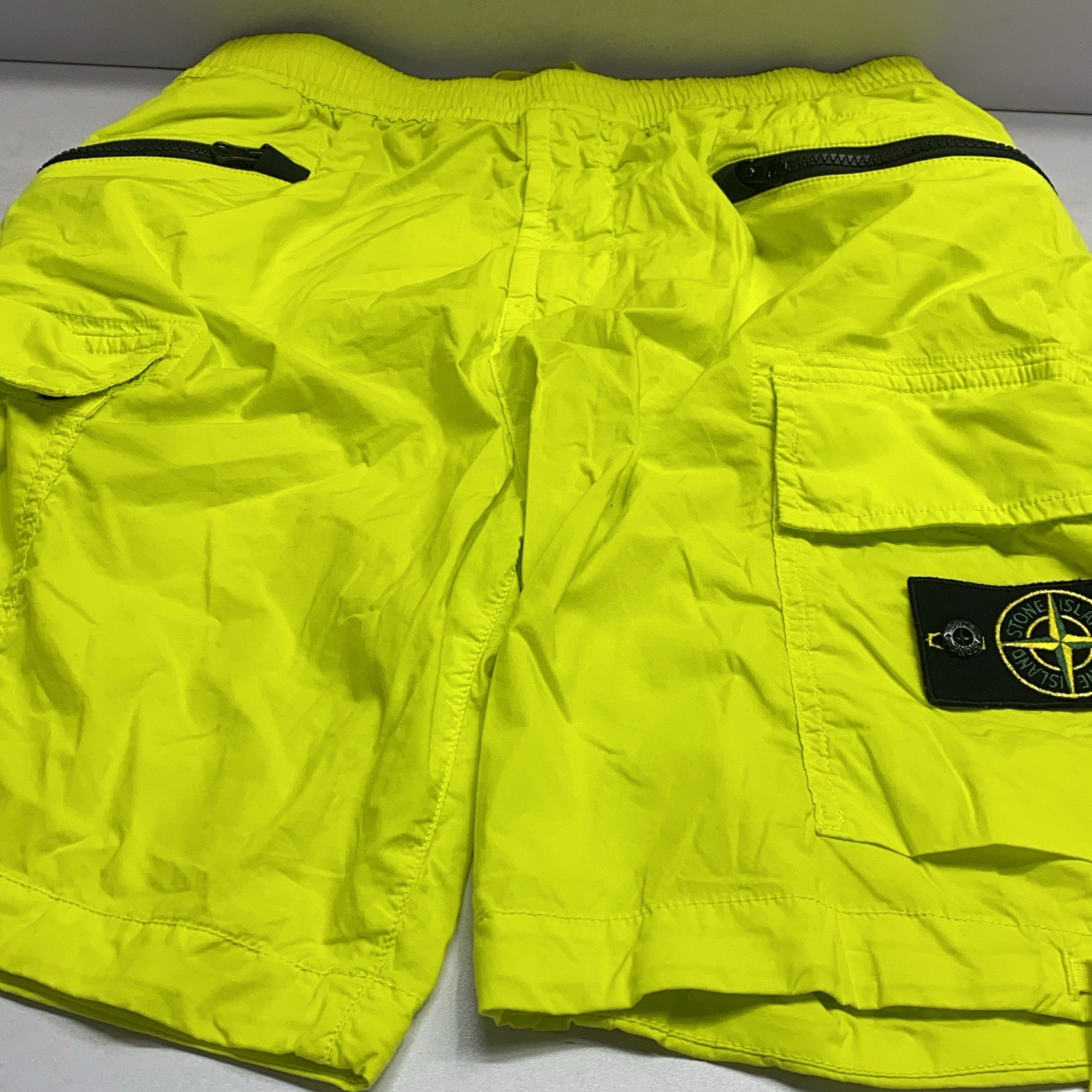 Stone Island Stone Island Nylon Cargo Shorts Size 29 Size US 29 - 10 Thumbnail