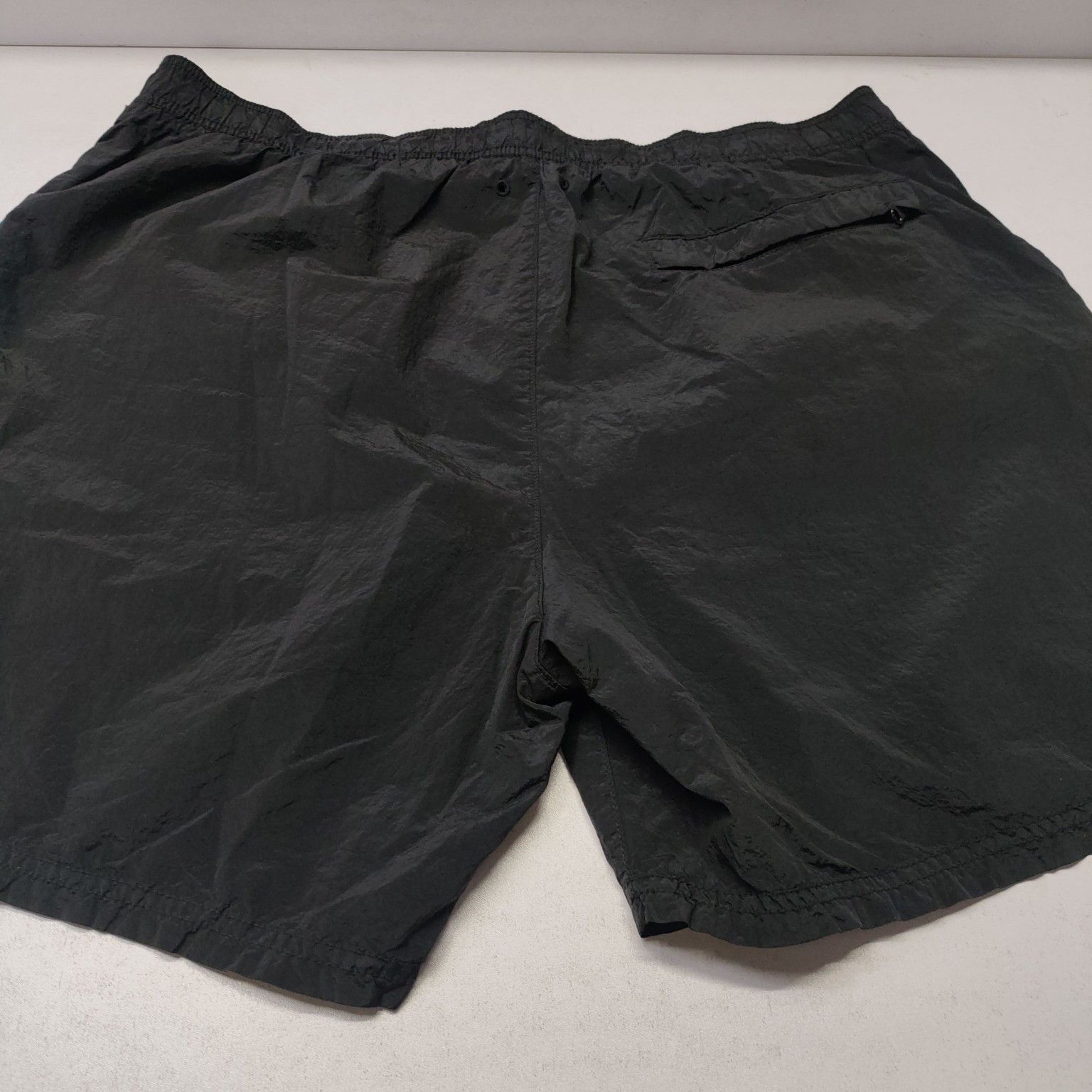 Stone Island Stone Island Nylon Metal Shorts Size XXL Size US 38 / EU 54 - 14 Thumbnail