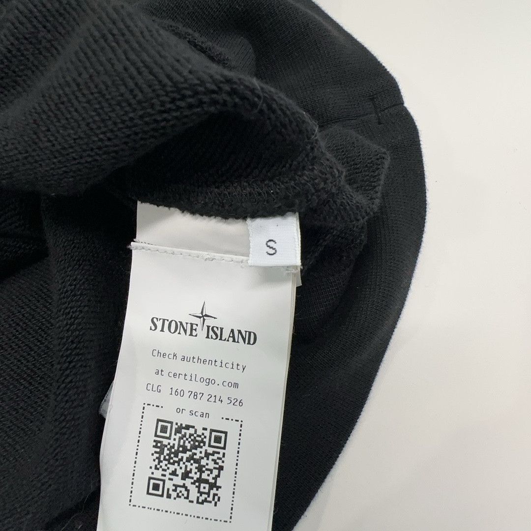 Stone Island Stone Island Badge Crewneck Sweatshirt Size S Size US S / EU 44-46 / 1 - 3 Thumbnail