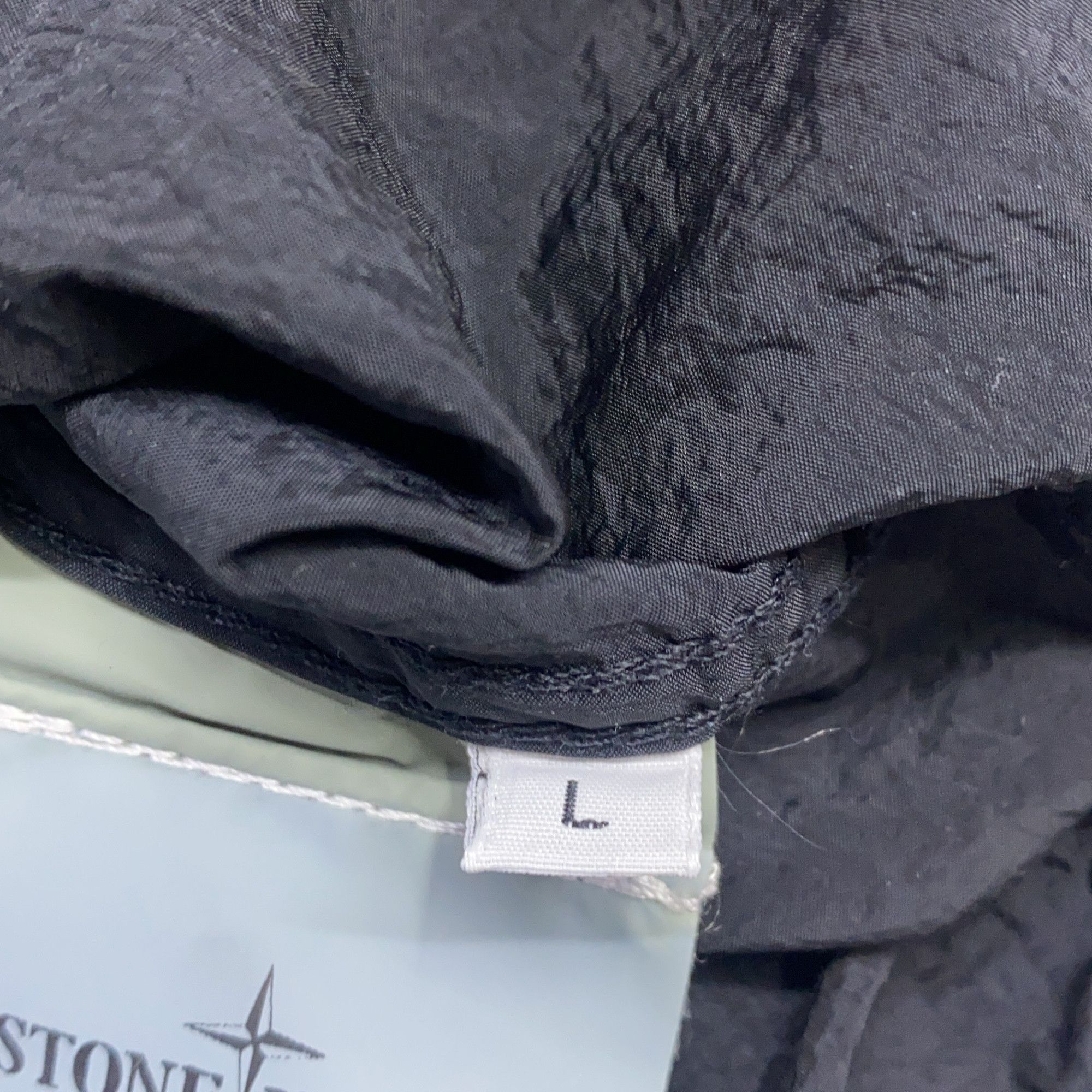 Stone Island Stone Island Nylon Metal Light Jacket Size L Size US L / EU 52-54 / 3 - 5 Thumbnail