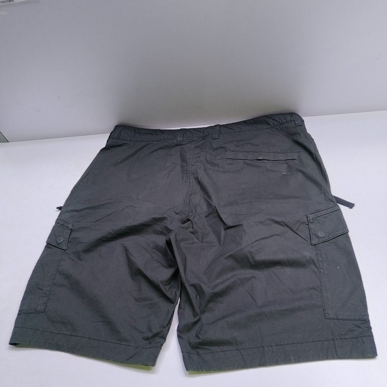 Stone Island Stone Island Cargo Shorts Size 34 Size US 34 / EU 50 - 12 Thumbnail