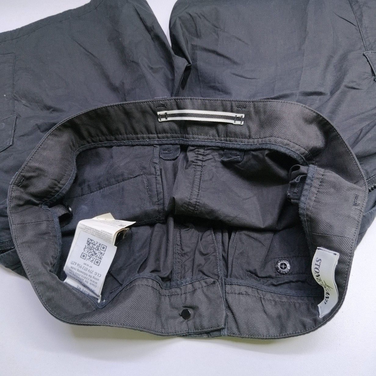 Stone Island Stone Island Cargo Shorts Size 34 Size US 34 / EU 50 - 8 Thumbnail