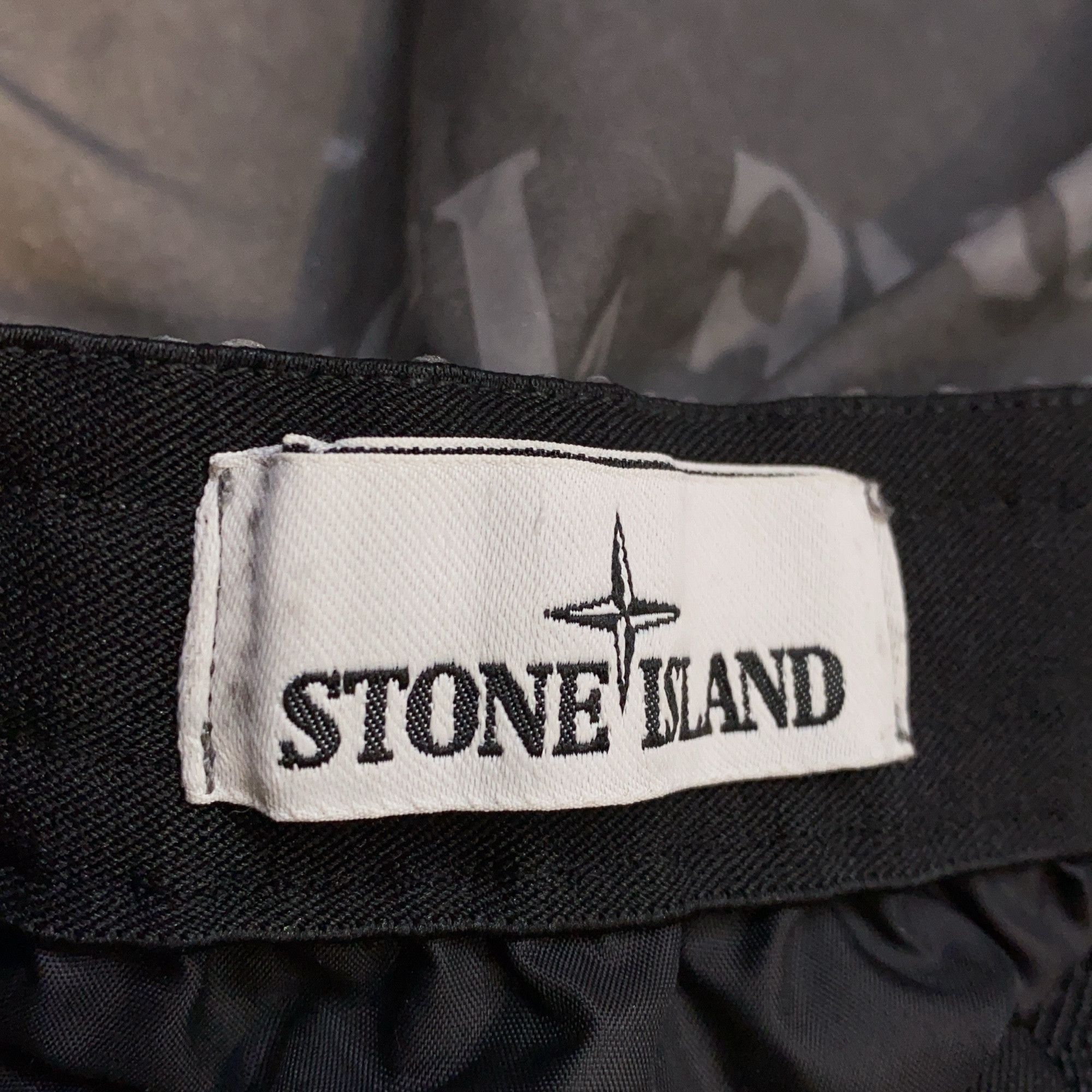 Stone Island Stone Island Plated Reflective Shorts Size 29 Size US 29 - 6 Thumbnail