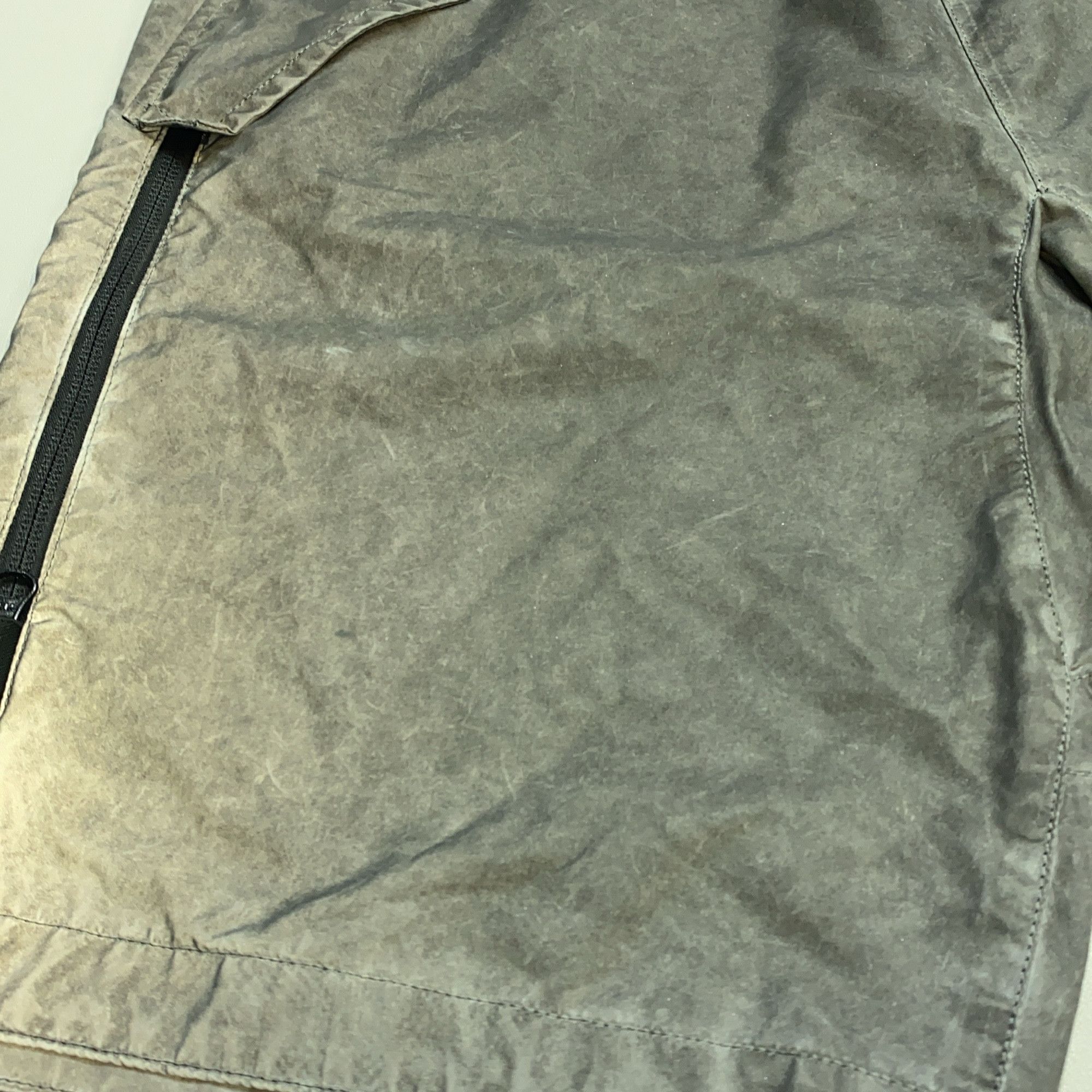 Stone Island Stone Island Plated Reflective Shorts Size 29 Size US 29 - 9 Thumbnail