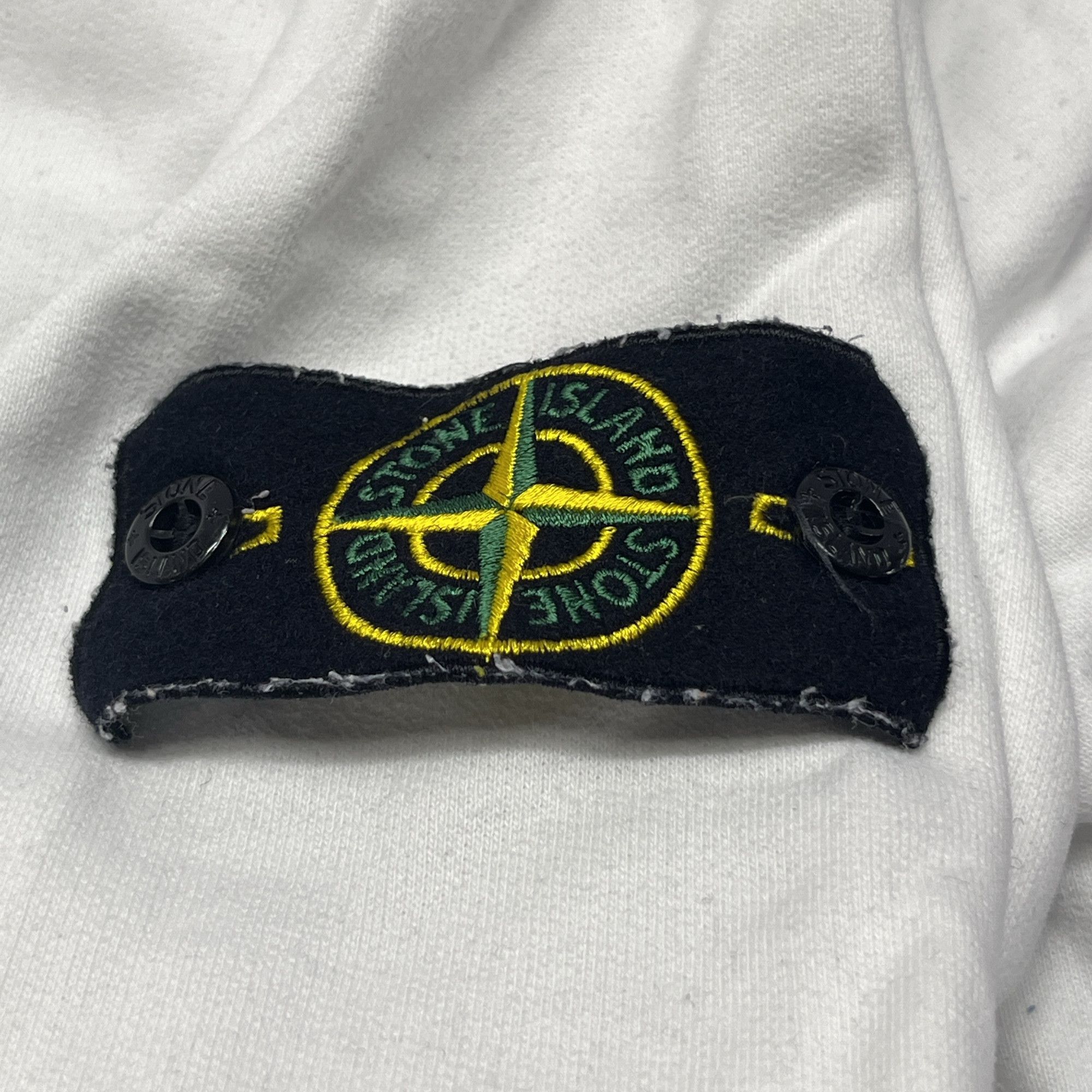 Stone Island Stone Island Logo Patch Sweatshirt Size L Size US L / EU 52-54 / 3 - 4 Thumbnail