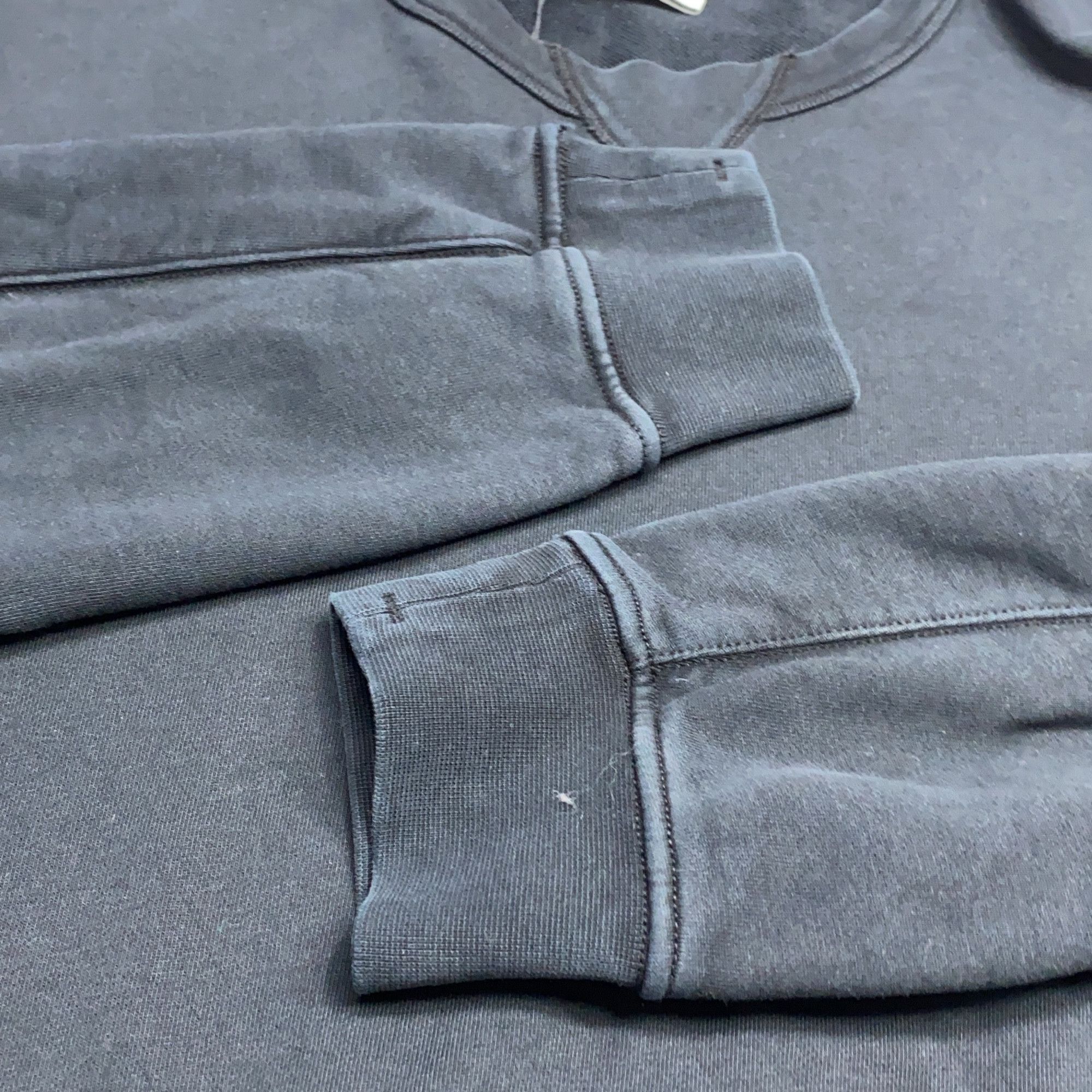 Stone Island Stone Island Crewneck Sweatshirt Size L Size US L / EU 52-54 / 3 - 18 Thumbnail