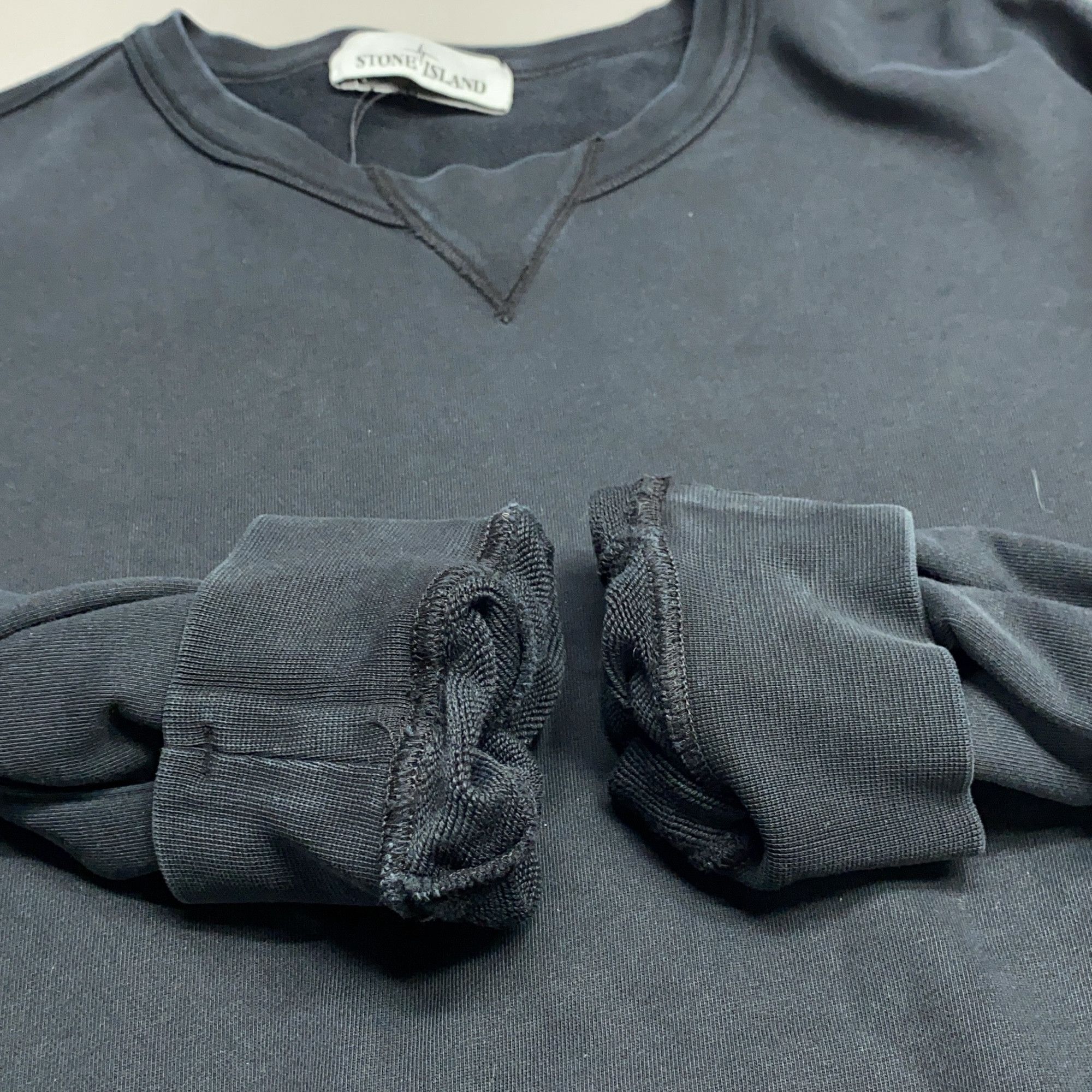 Stone Island Stone Island Crewneck Sweatshirt Size L Size US L / EU 52-54 / 3 - 19 Thumbnail