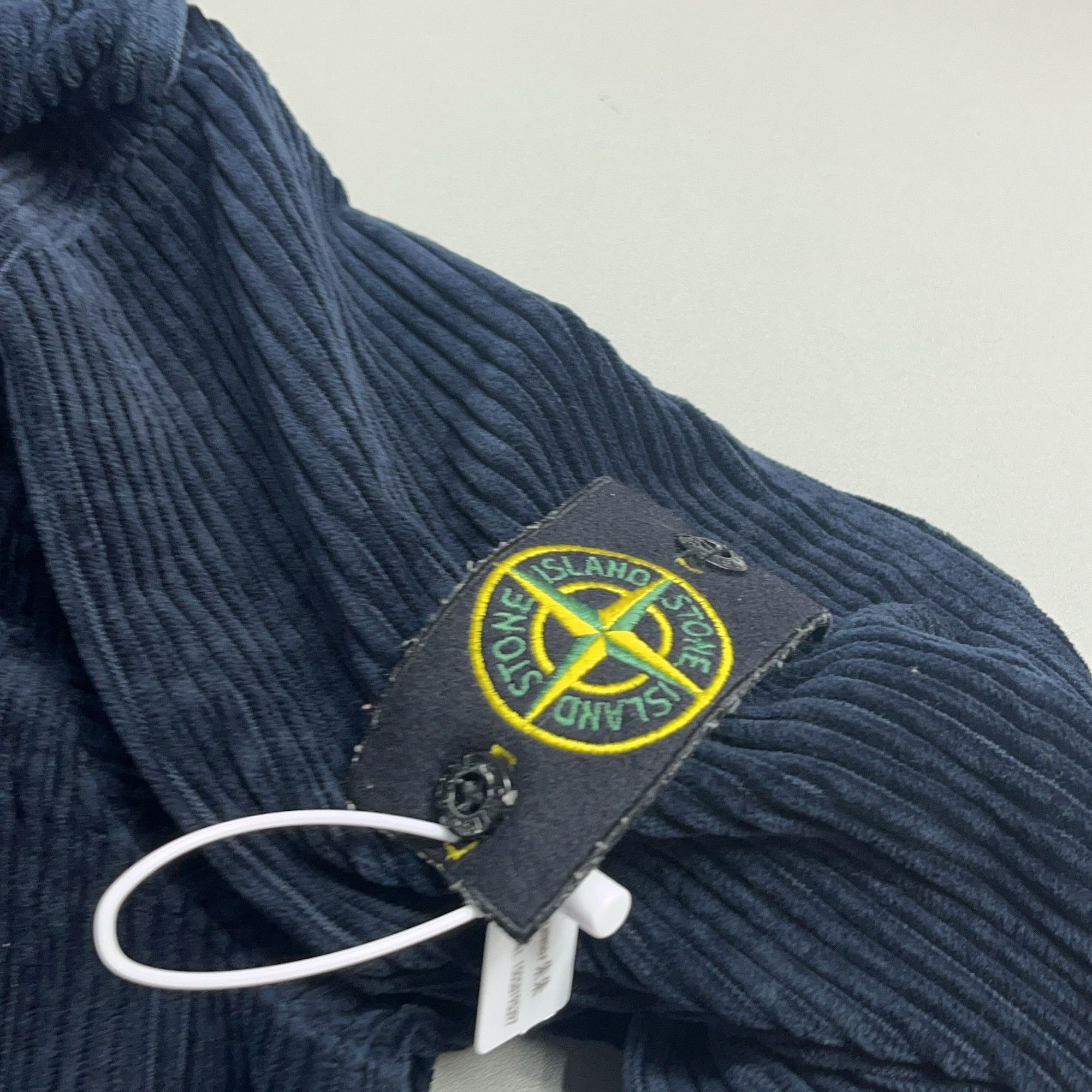 Stone Island Stone Island Corduroy Overshirt Size XL Size US XL / EU 56 / 4 - 19 Thumbnail